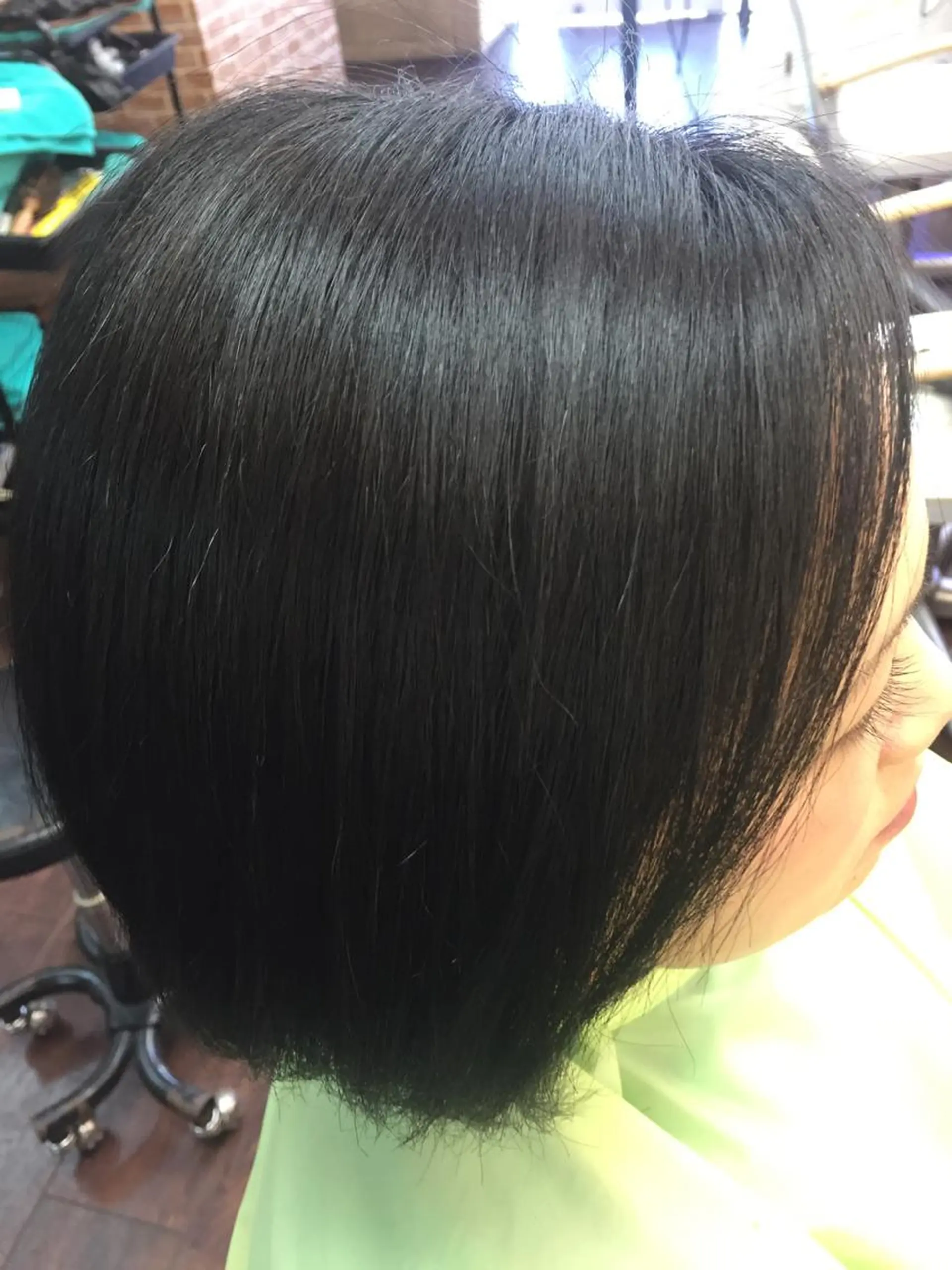 ショート カラー 桧山 真のヘアスタイル