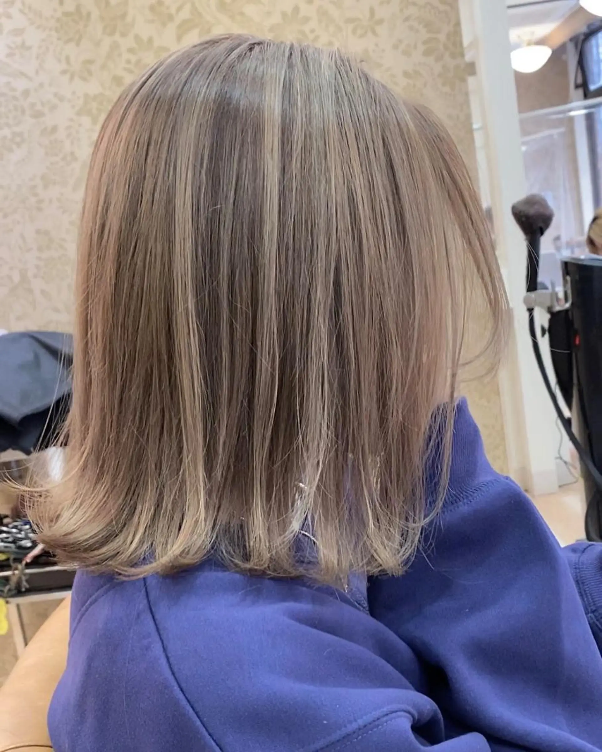 ショート カラー ベージュカラー yosuke 梅田/バレイヤージュのヘアスタイル