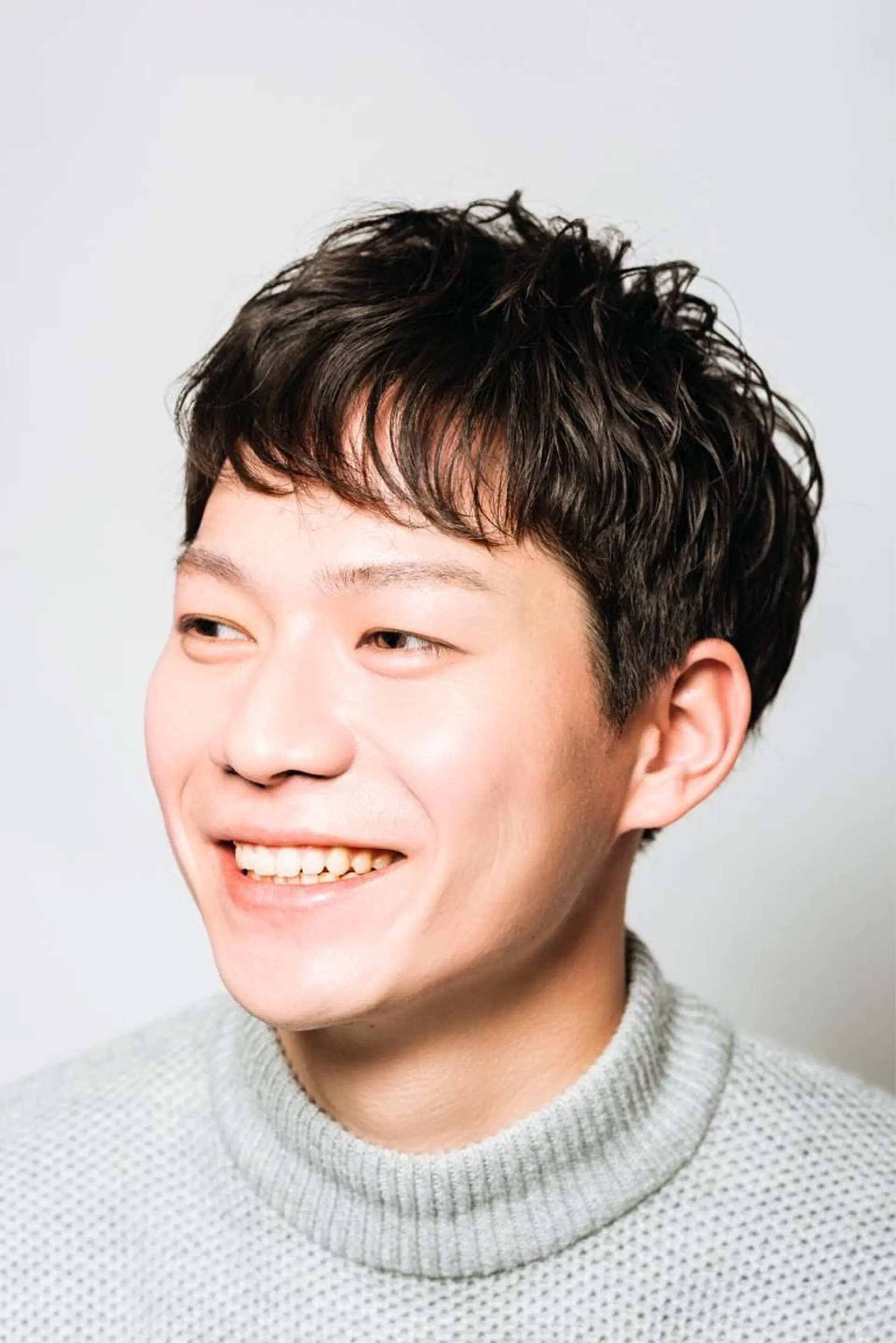 ショート パーマ メンズ 山下 襟華のヘアスタイル