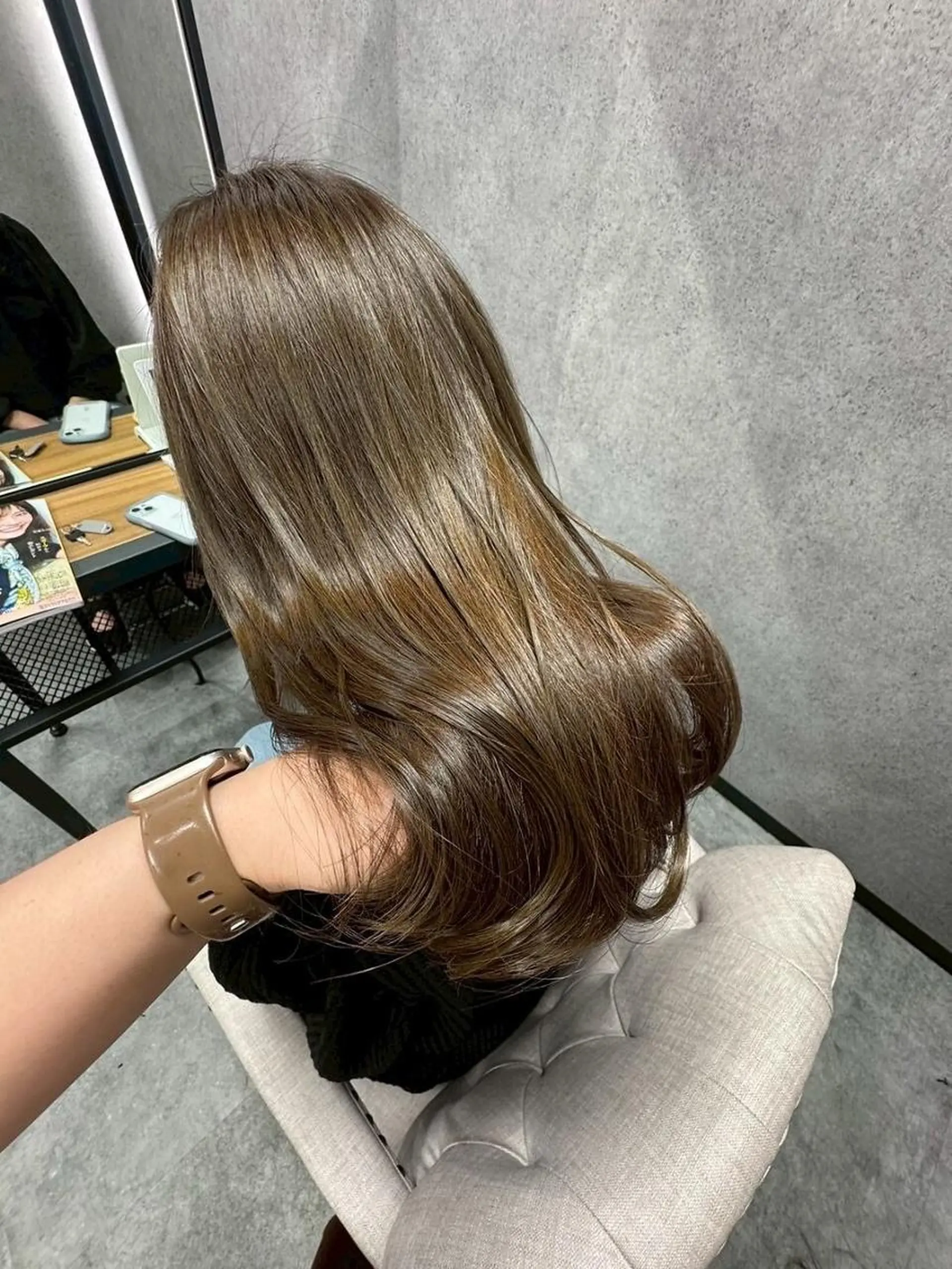 セミロング ハイライト 髪質改善 韓国風ヘア レイヤーカット 小顔カット TIGRE for hairのヘアスタイル