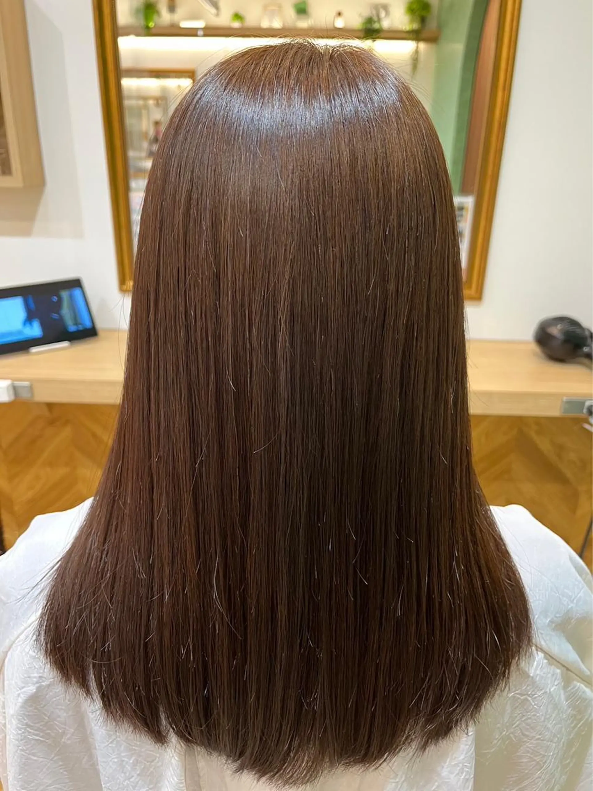 ロング emma 星野のヘアスタイル