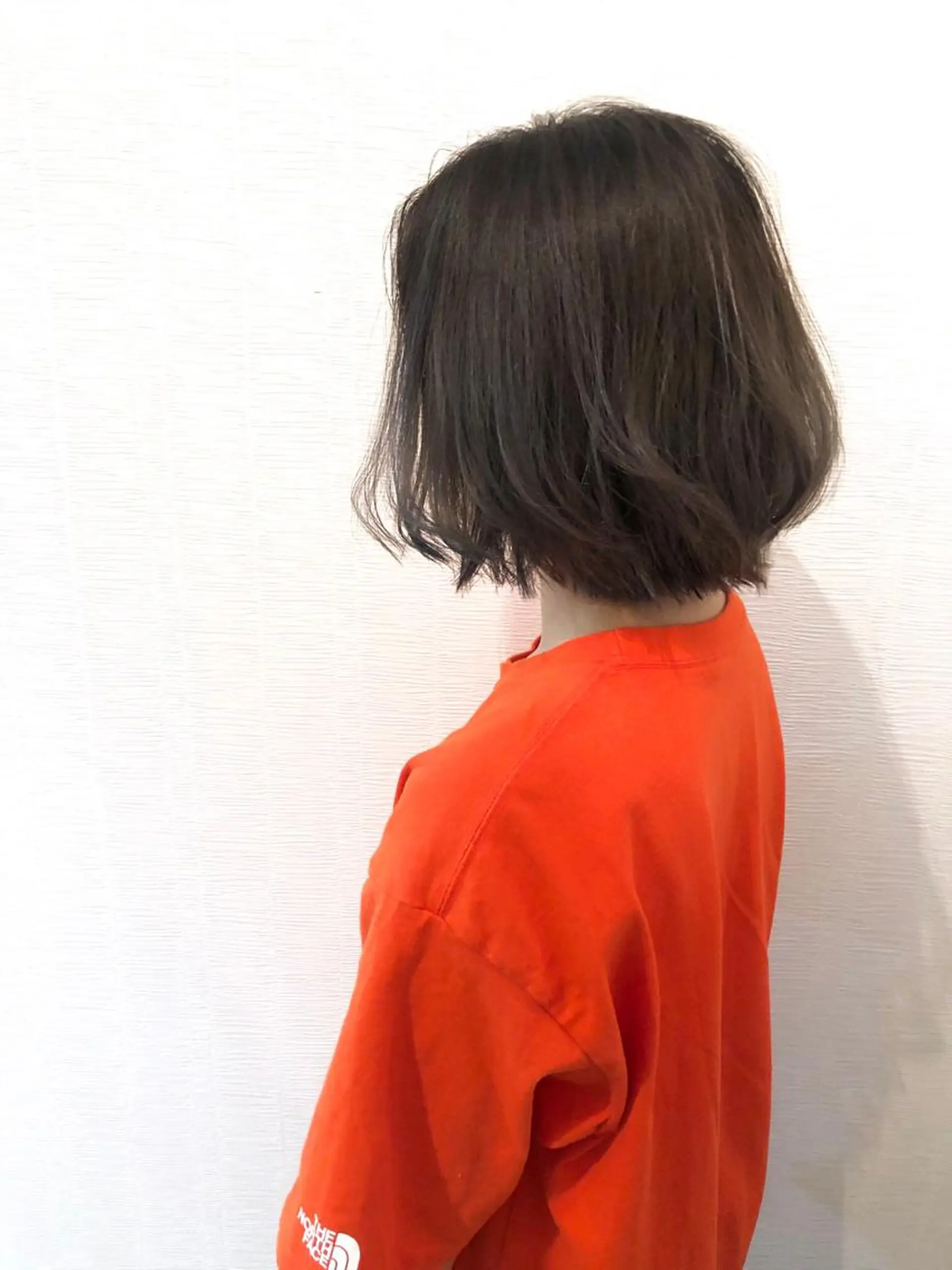 ショート カラー ブリーチ グラデーションカラー 平川 友希子のヘアスタイル