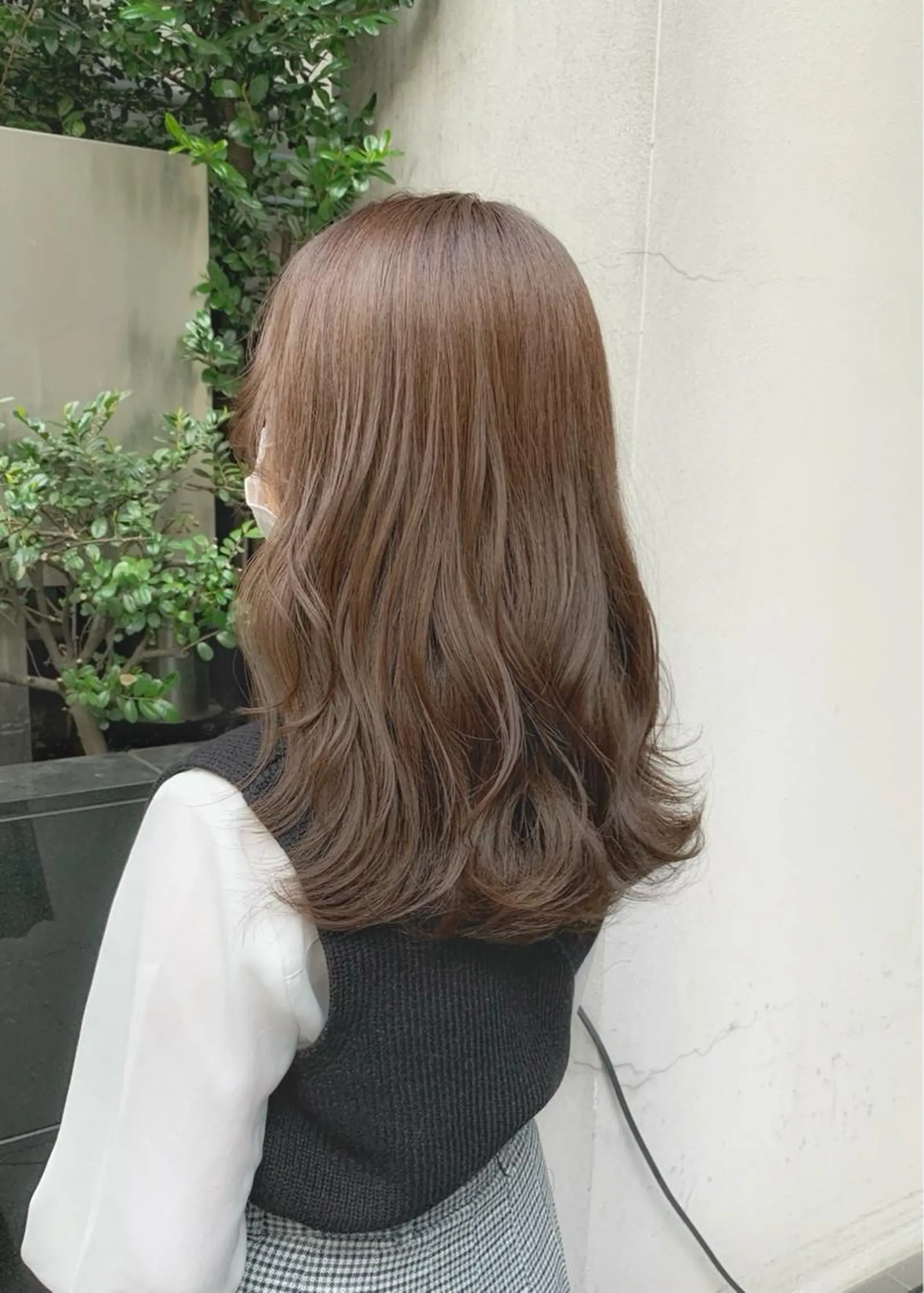 ミディアム カラー ベージュカラー ブラウンカラー ブラウンベージュ カット ヘアカラー トリートメント 矢野 晃平のヘアスタイル