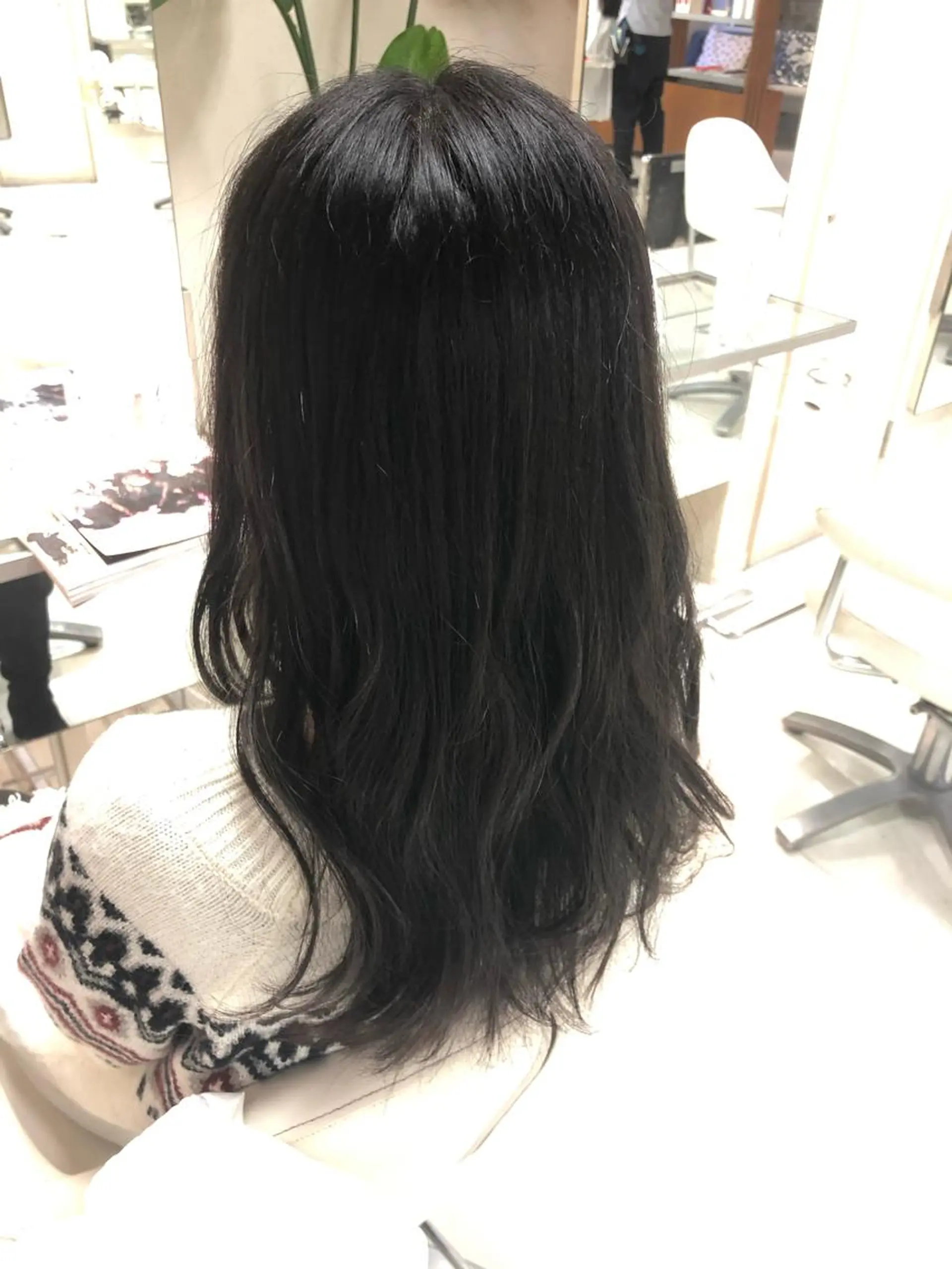 ロング 阿部 美咲のヘアスタイル
