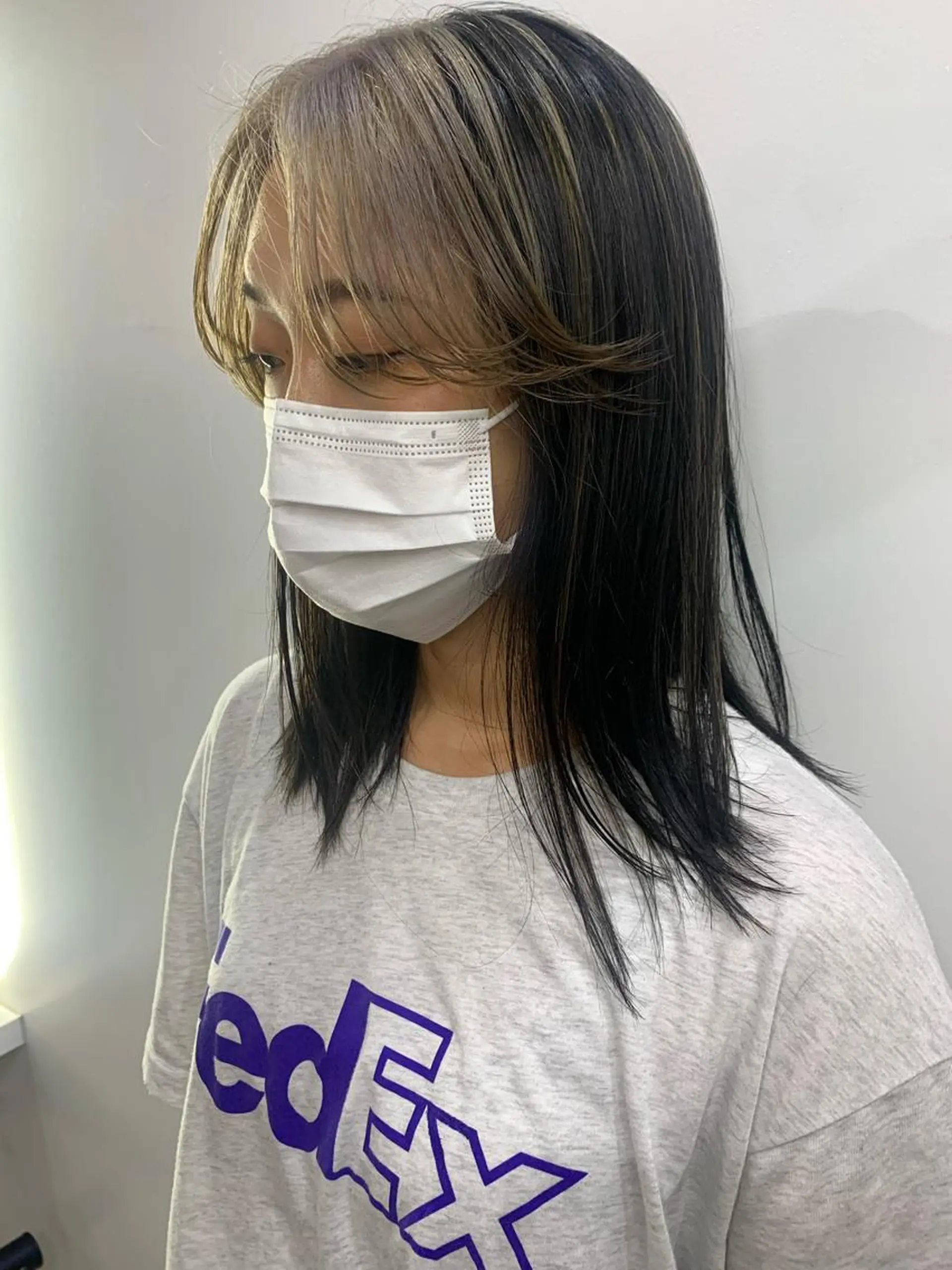 セミロング 🧨ブリーチー×ボブ レイヤー💎じゅえるのヘアスタイル