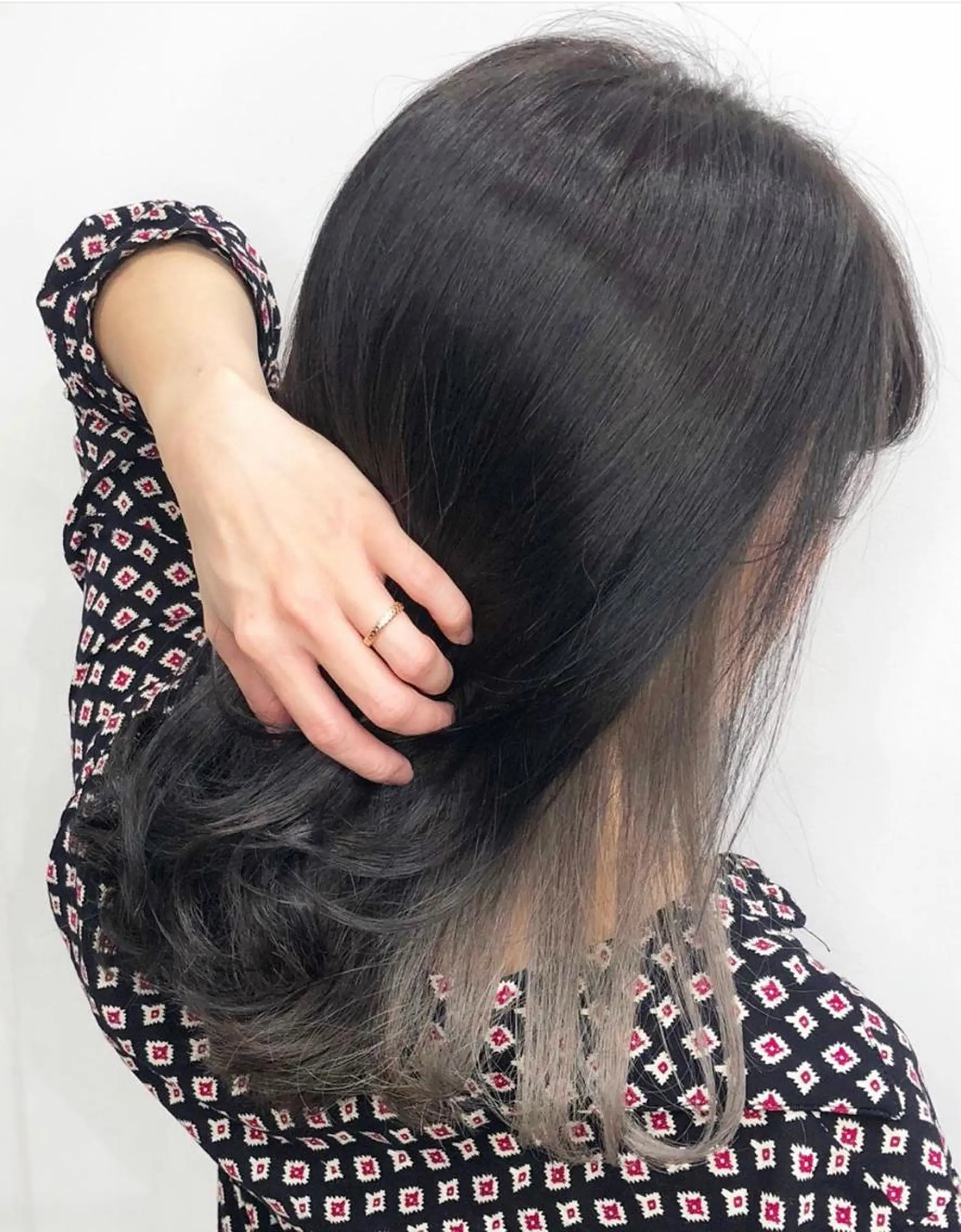 ミディアム カラー 🌙HIZUKI🌙 ハイトーン 艶髪のヘアスタイル