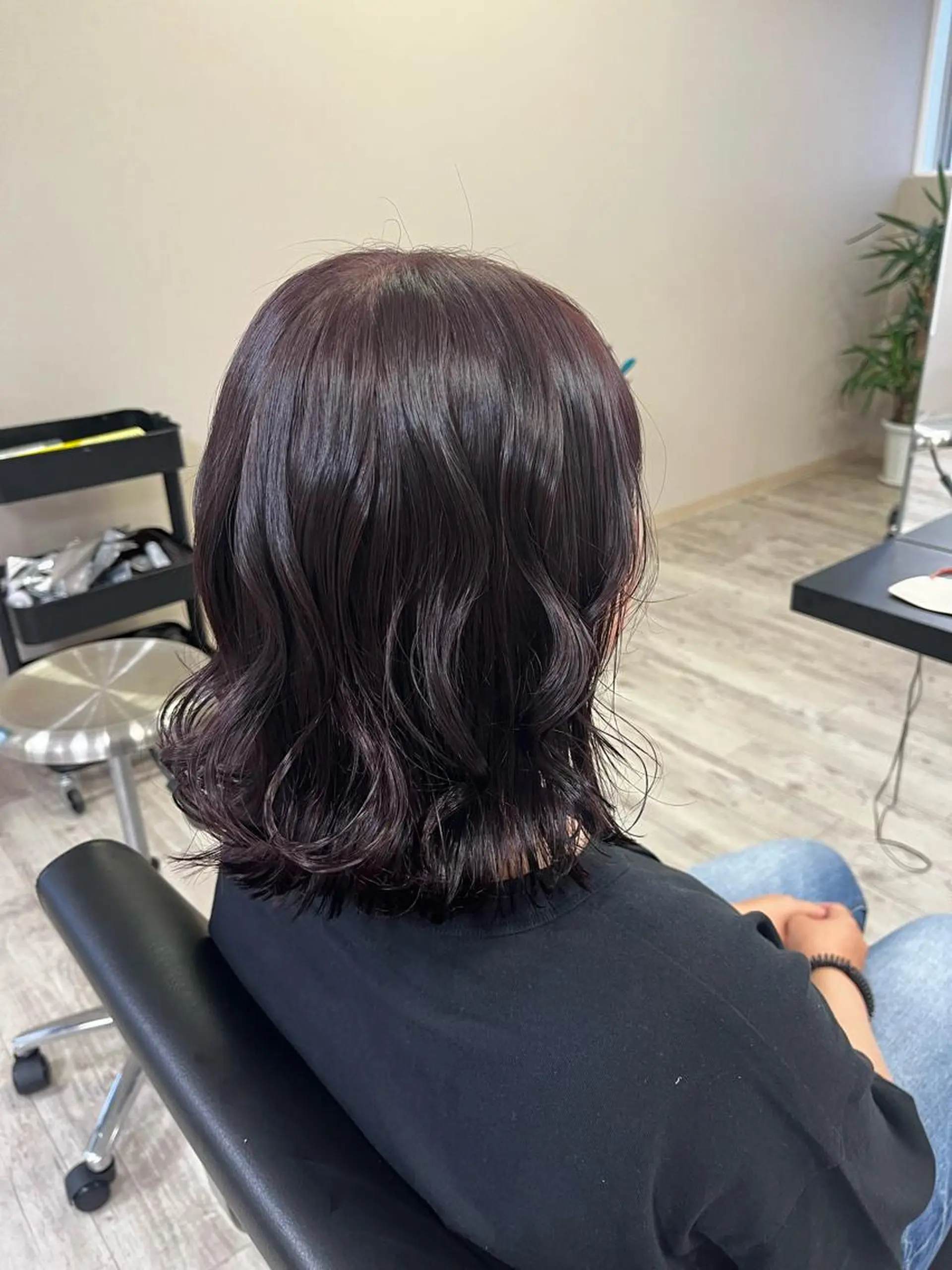 ミディアム 西村 歩真のヘアスタイル