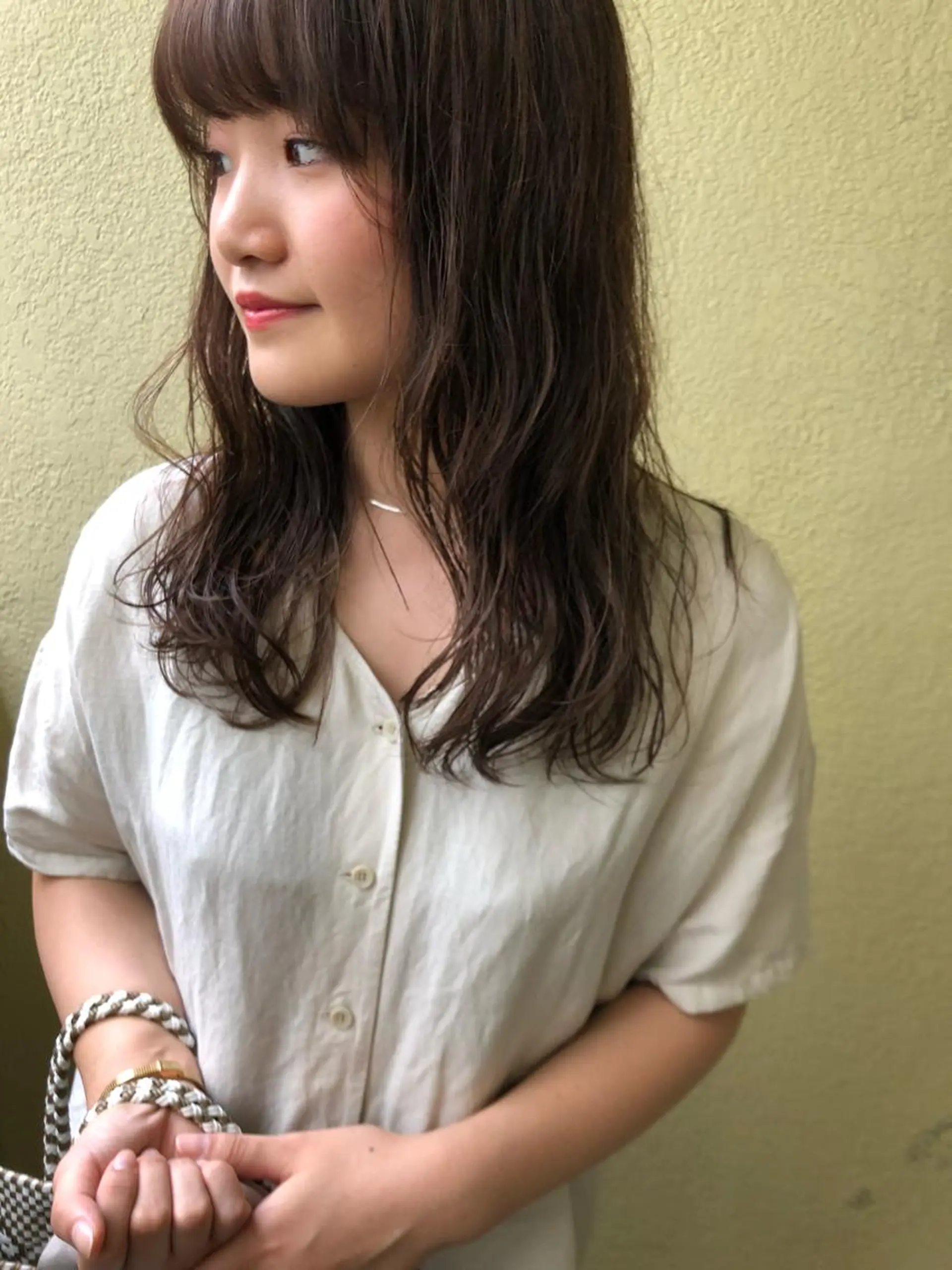 セミロング 透明感/レイヤー🎀 春カラー/エリコ🌈のヘアスタイル
