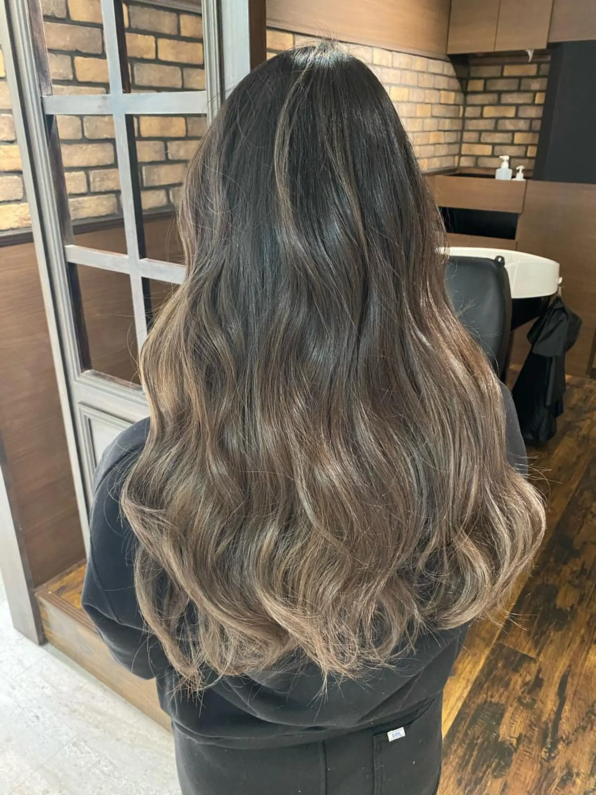 セミロング 白井 秀太郎のヘアスタイル