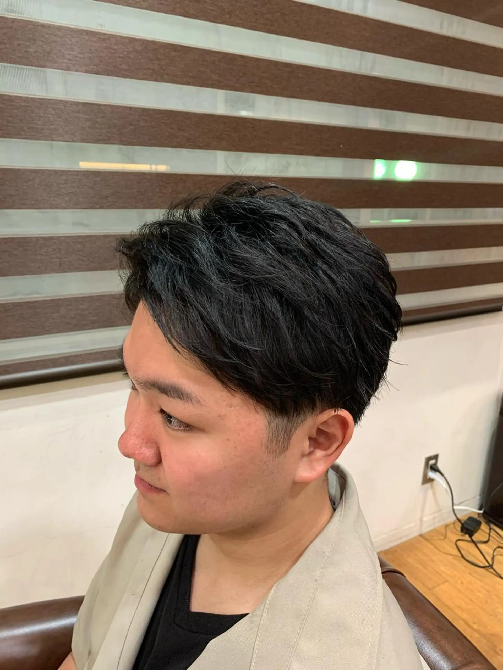 メンズ アップバング カット特化美容師 齋藤桐のヘアスタイル