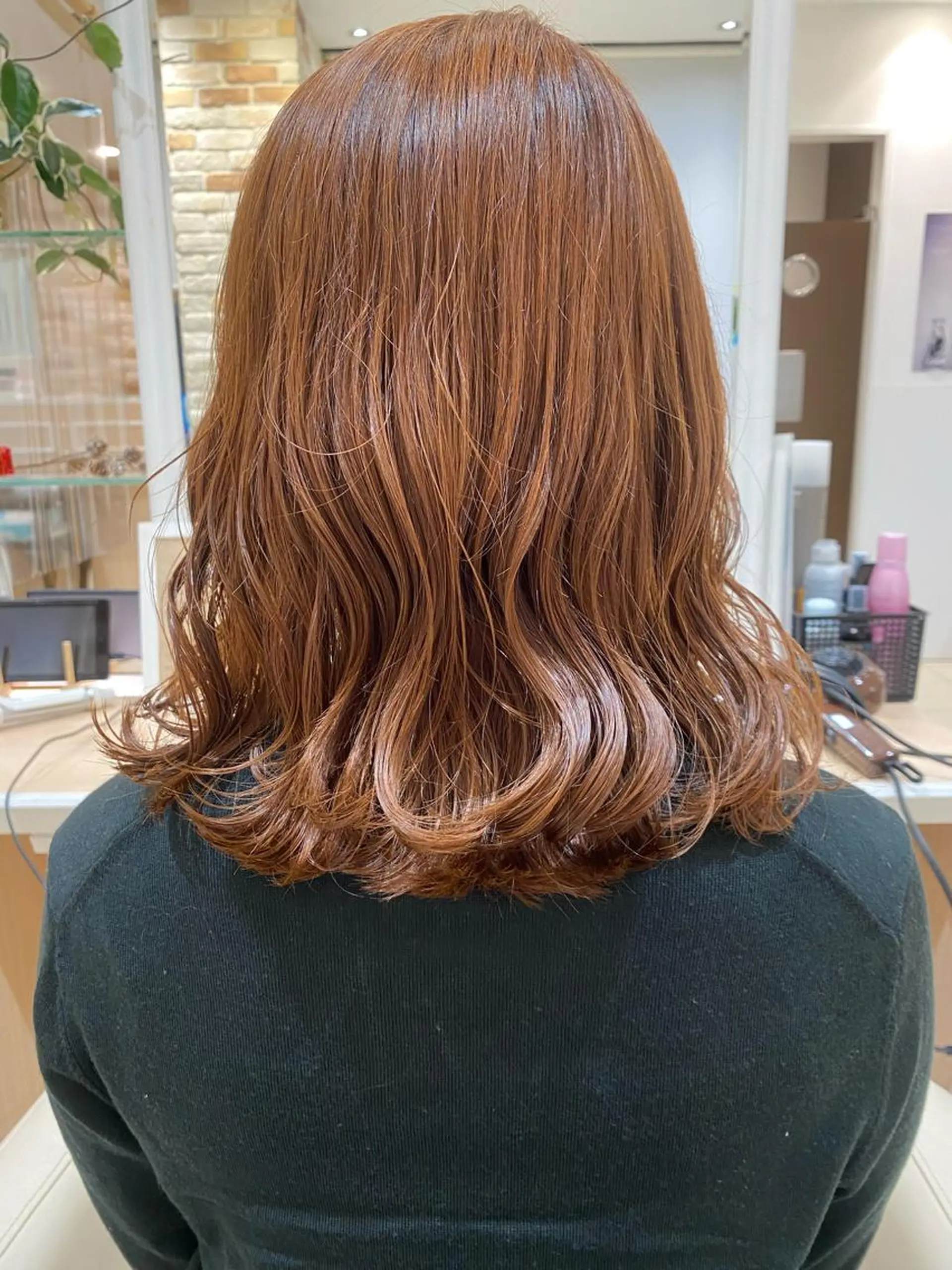 ミディアム カラー 🩵波巻き／ツイスパ HARU💎のヘアスタイル