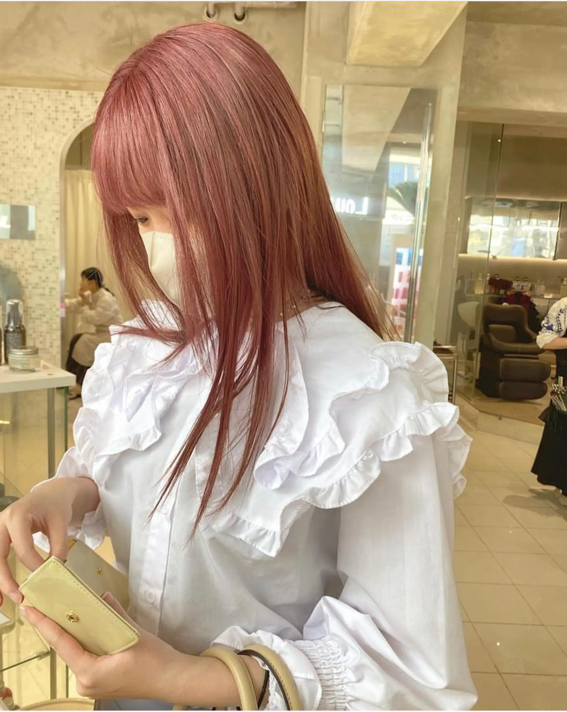 セミロング カラー ブリーチ ピンクカラー ボブ/ハイトーン REINAのヘアスタイル