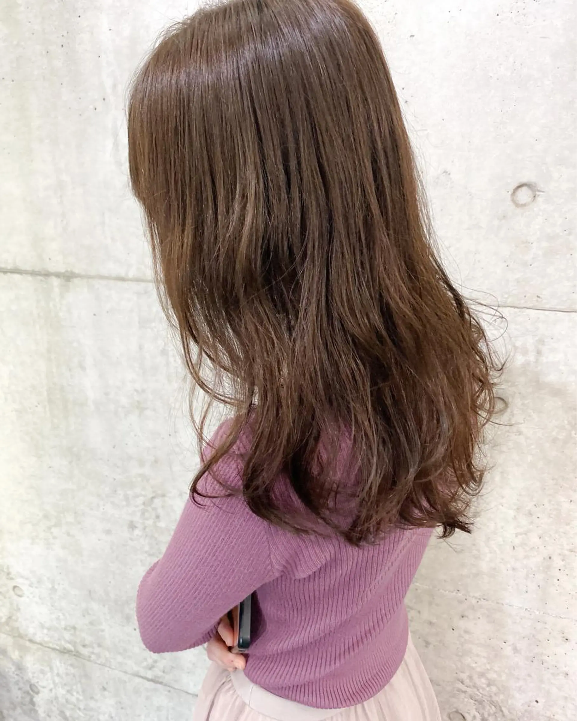 ミディアム 秋月 亜耶のヘアスタイル