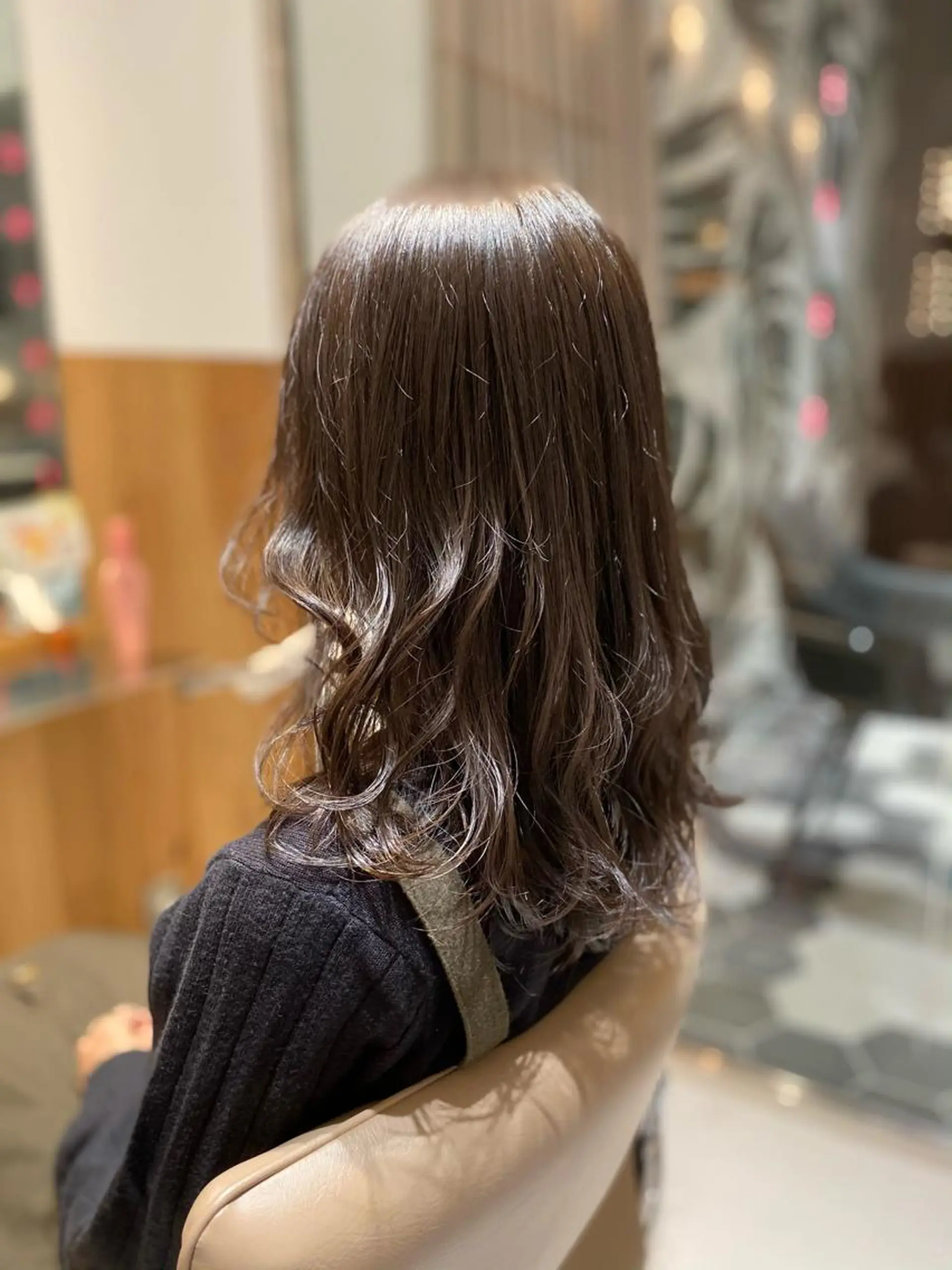 ミディアム カラー アッシュ ブリーチ 透明感カラー ブリーチなしカラー 顔周りカット Radix所属・ボブ/ハイトーン 福生Radix 下田のヘアスタイル