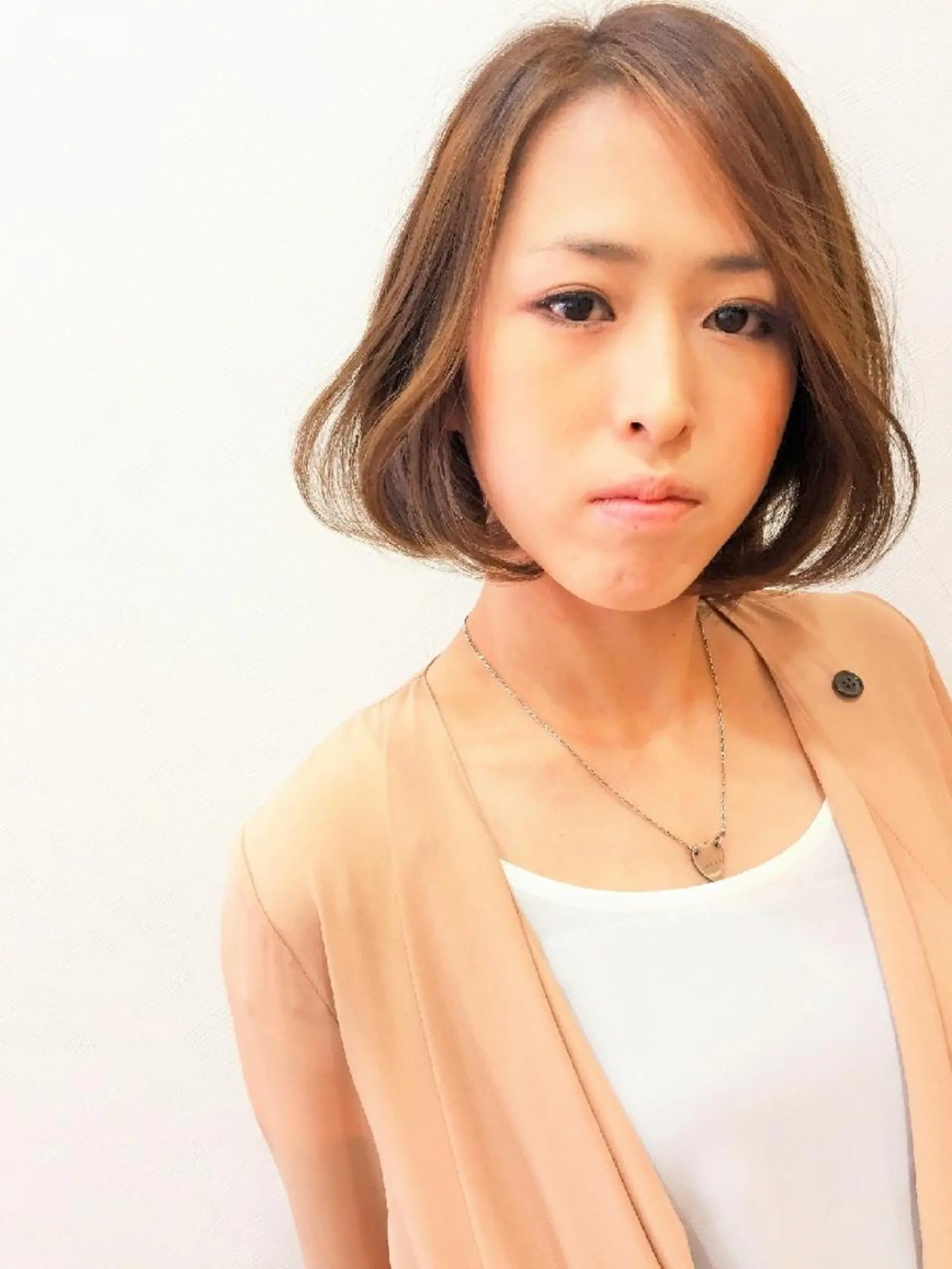 パーマ ミディアム カラー 本間 裕史　のヘアスタイル