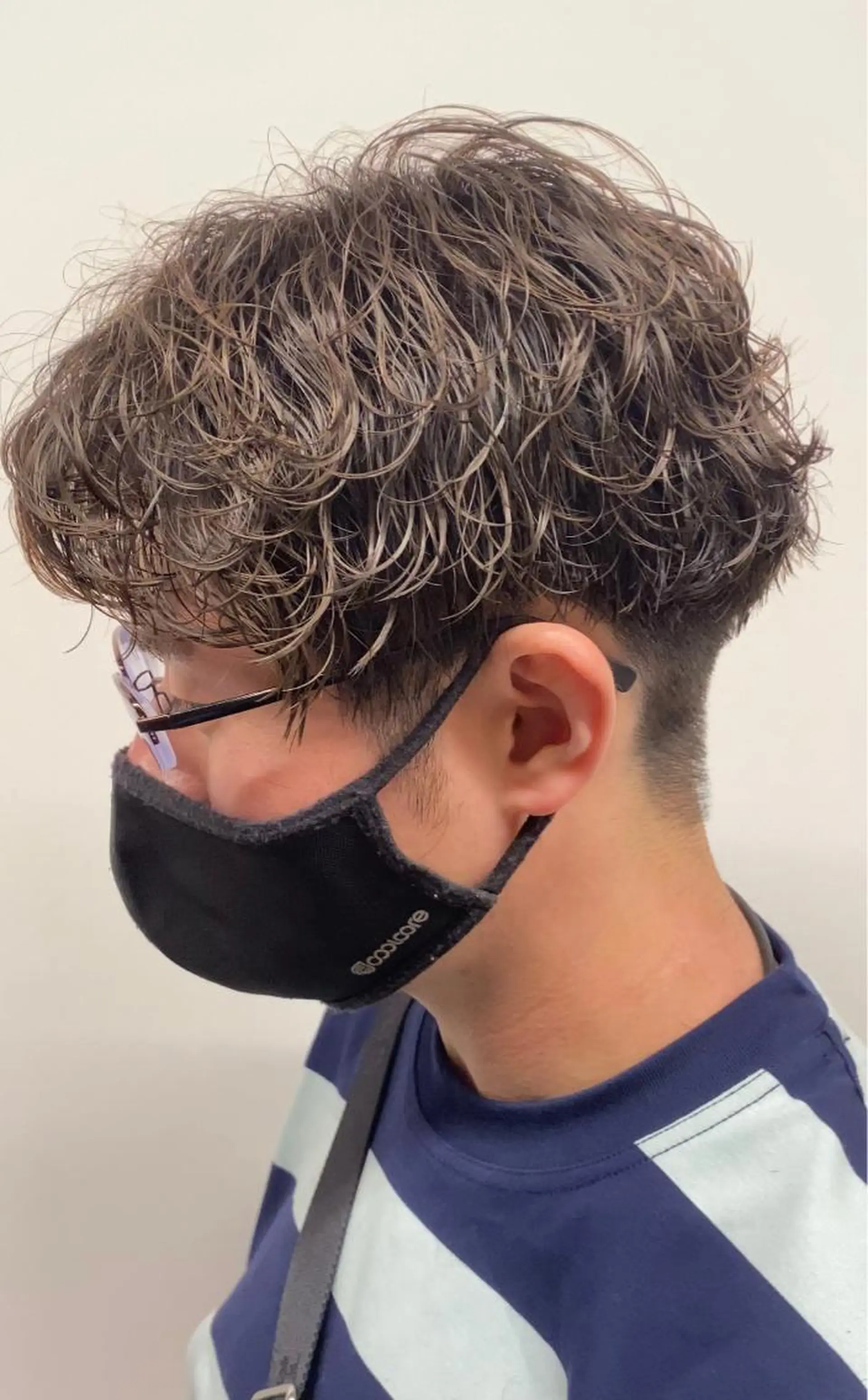 ショート パーマ メンズ メンズパーマ 波巻きパーマ カット パーマ トリートメント 斎藤 仁のヘアスタイル