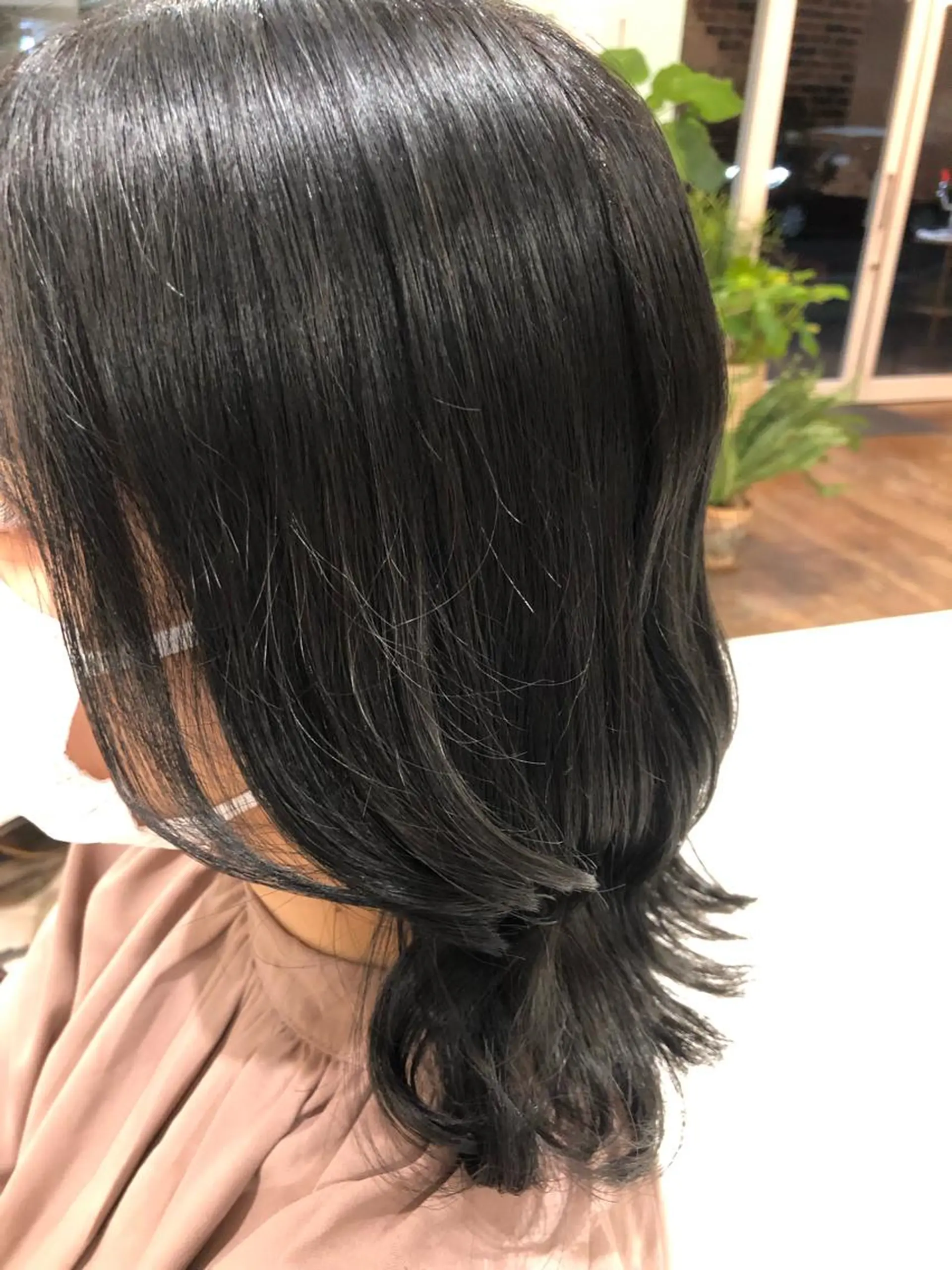 カラー 山崎 和花のヘアスタイル