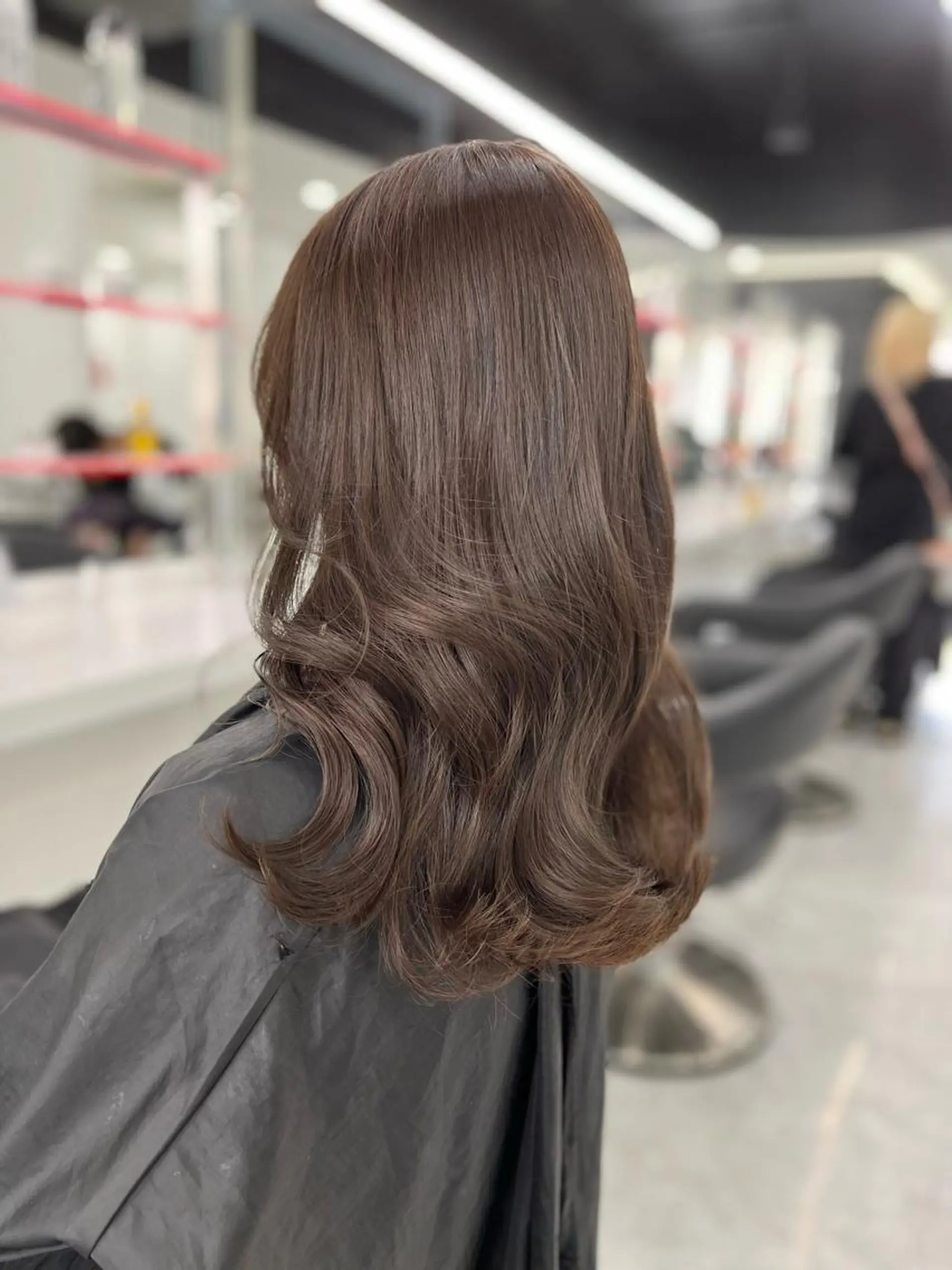 セミロング カラー ブリーチ ブリーチなしカラー eyelist♡ ao.CHIYOKAのマツエク・マツパデザイン