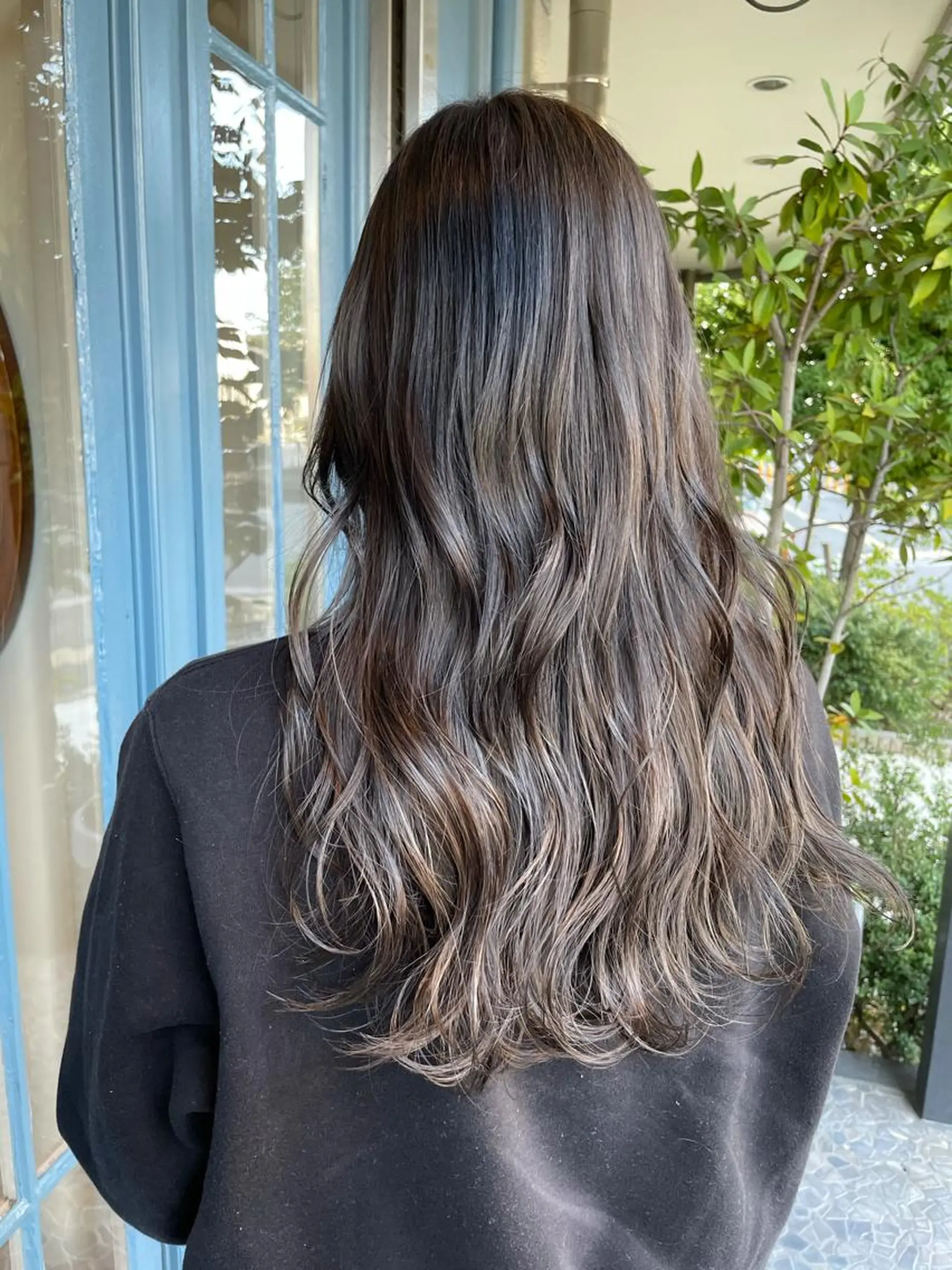 ロング 齋藤 樹里のヘアスタイル