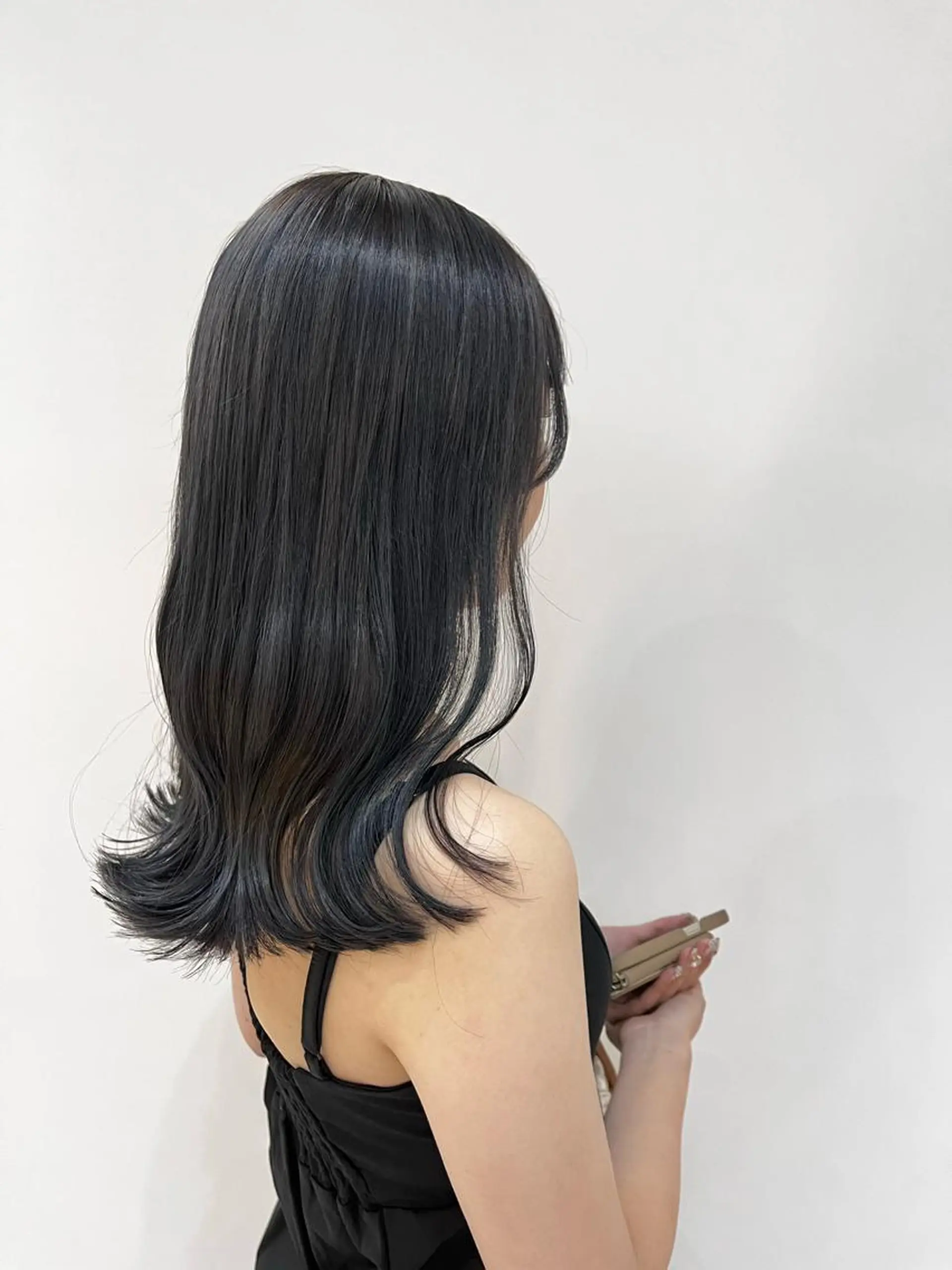 セミロング カラー ヘアアレンジ 🥀暖色韓国ヘア💕 保科侑花のヘアスタイル