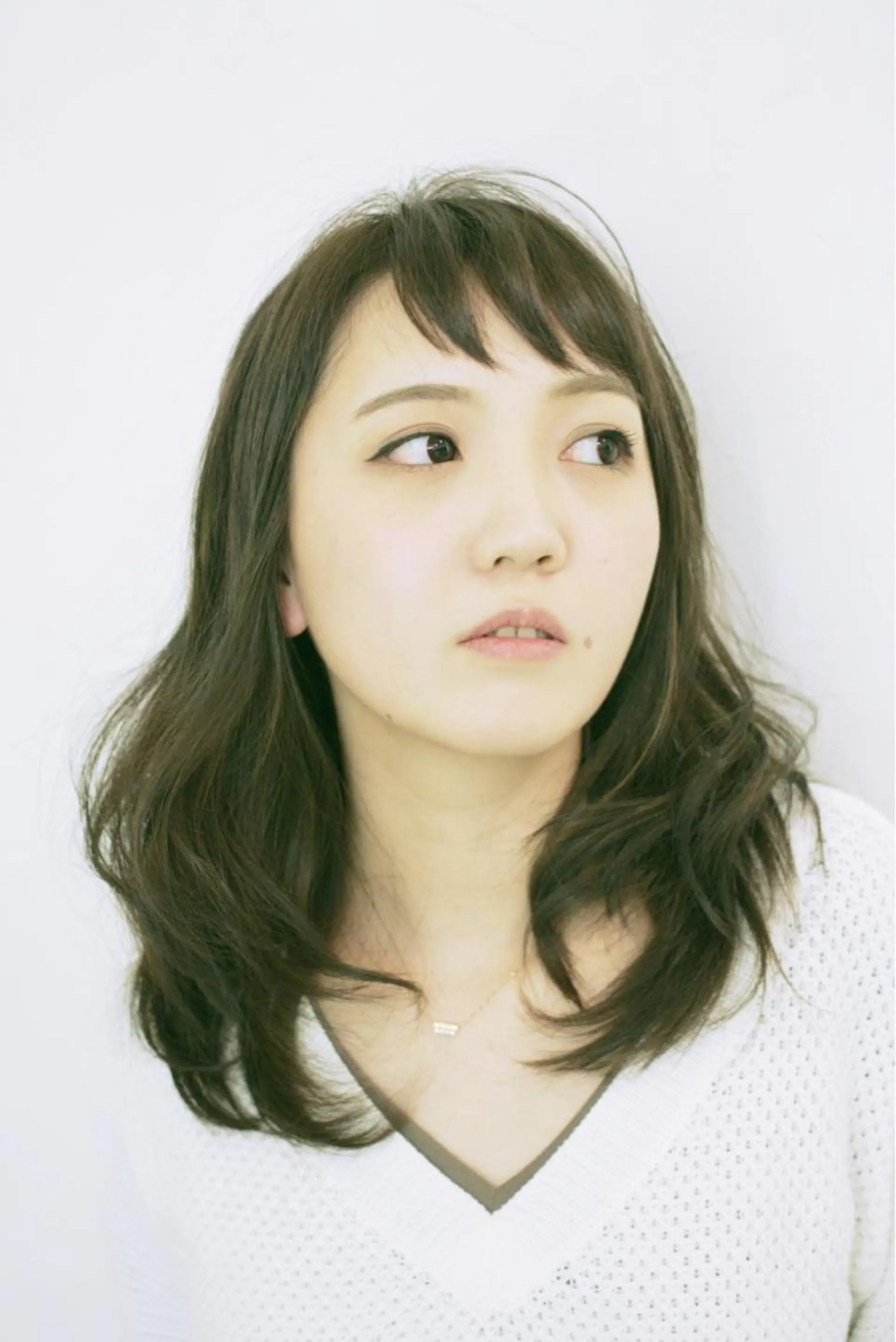 ミディアム セミロング 佐野 寛のヘアスタイル