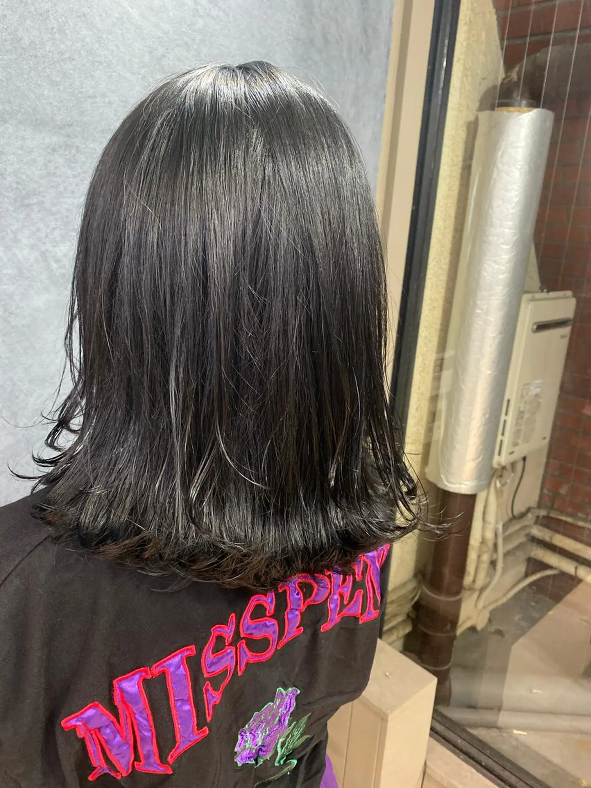 ミディアム カラー メンズ キッズ ネイル マツエク・マツパ 透明感カラー🤎 ゆりのヘアスタイル