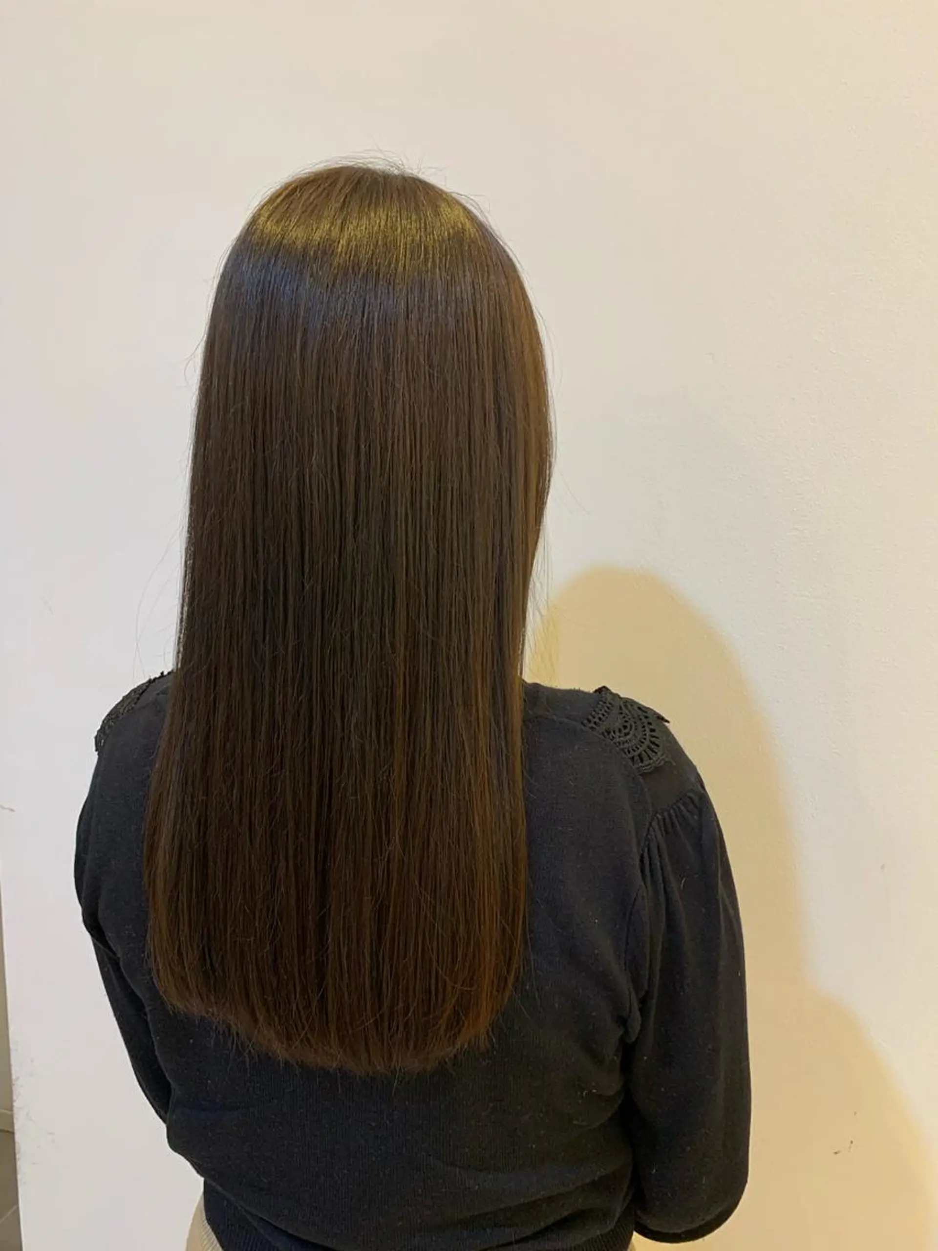 カラー アッシュ ベージュカラー ete カワニシのヘアスタイル
