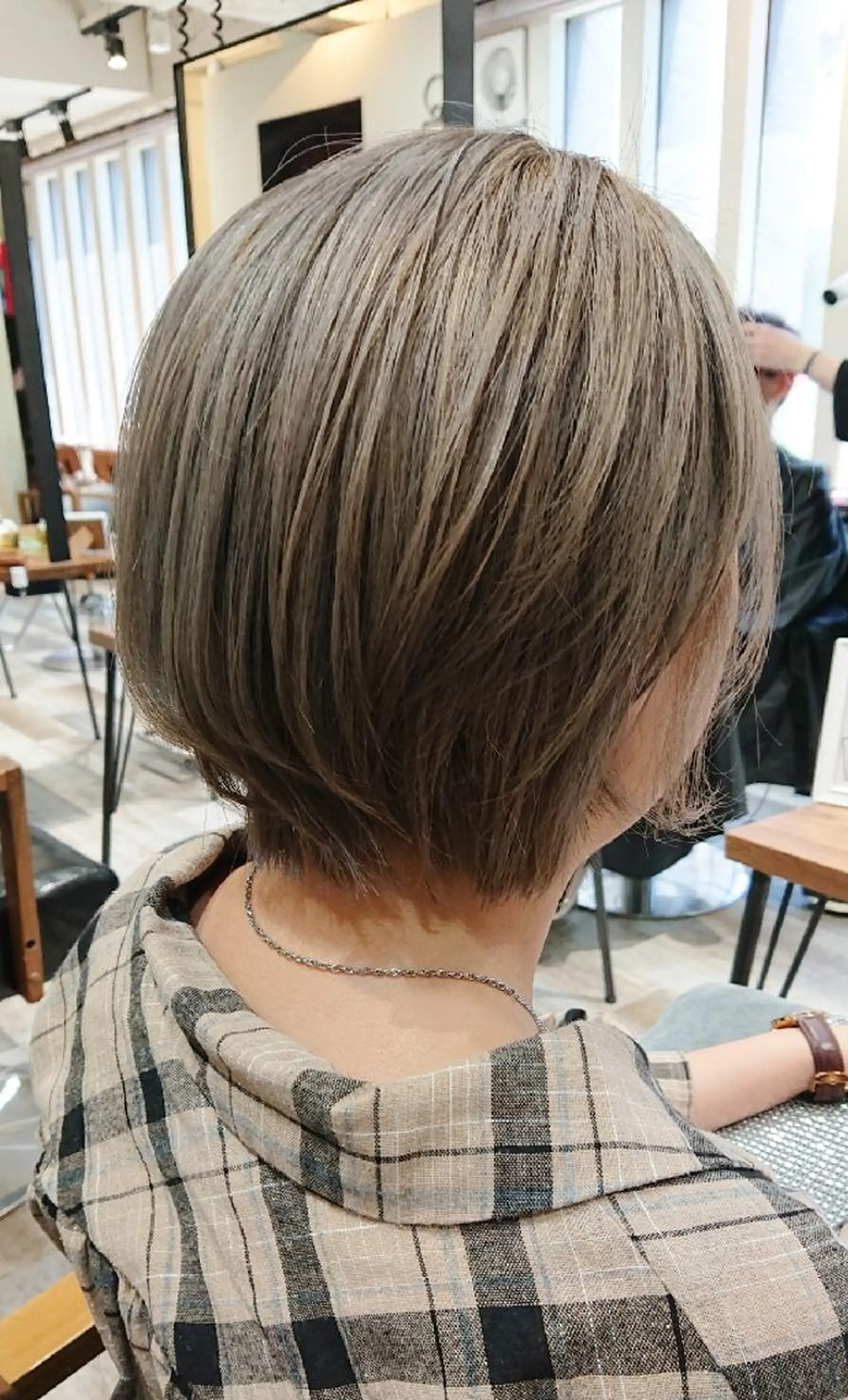 ショート カラー グレージュ ACROあべの店所属・艶カラー/インナー /グラデ/大西小百合のヘアスタイル