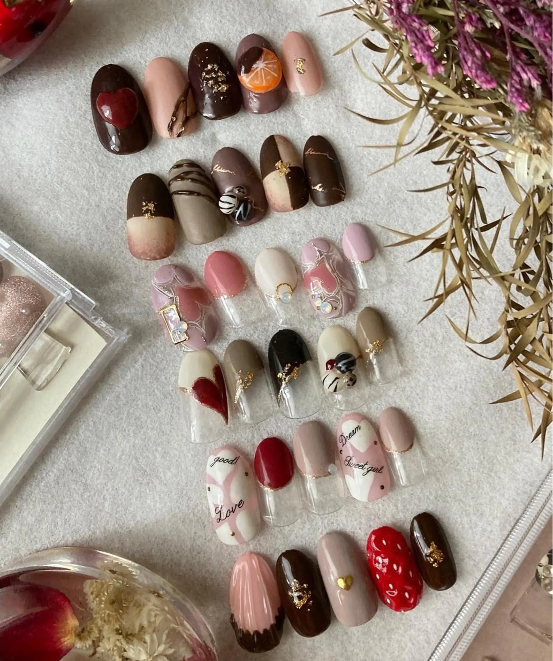 ネイル 山田 美紀のネイルデザイン