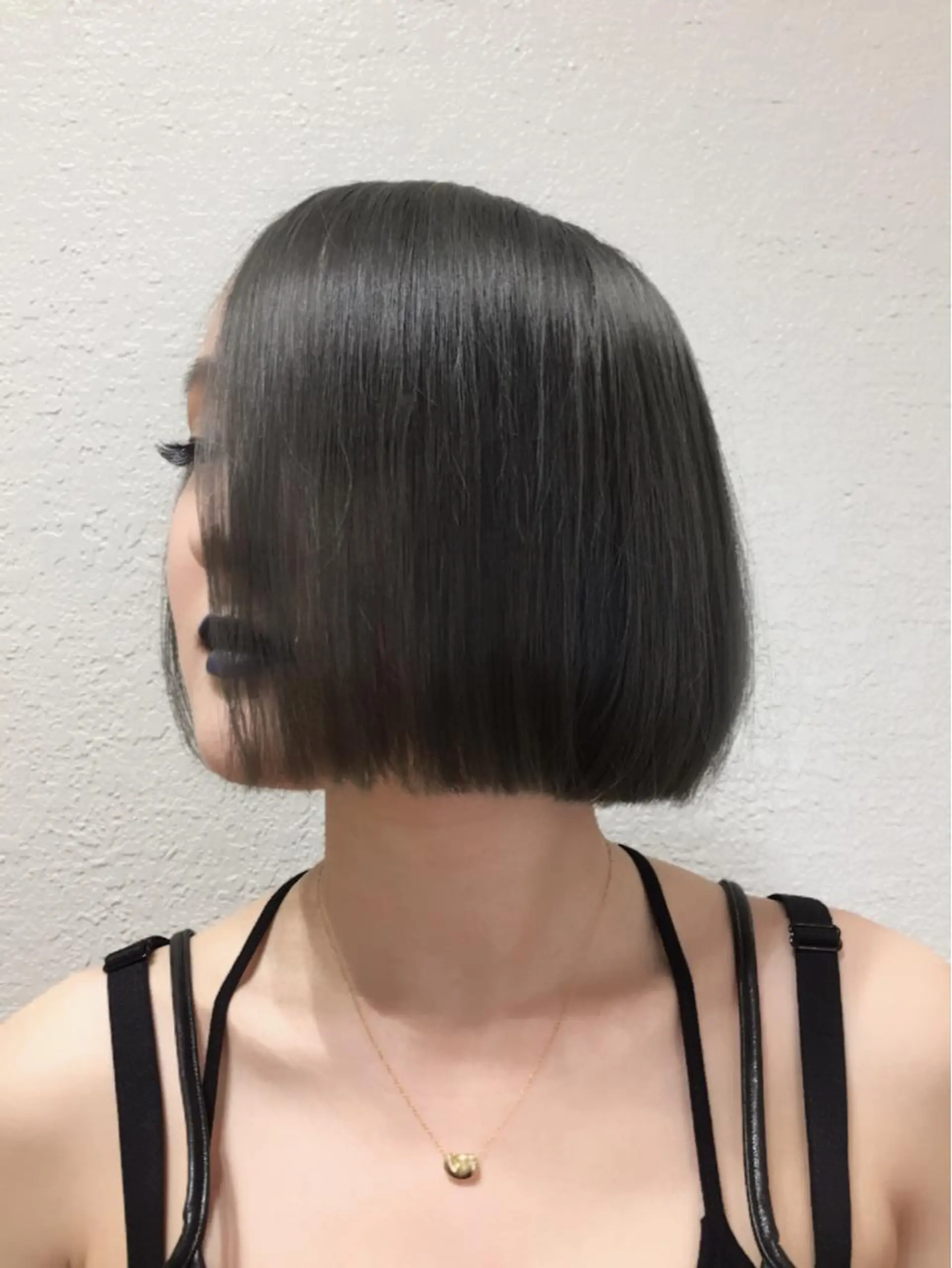 ショート カラー ブルーカラー ボブ 韓・中華美女ヘア 🇰🇷×🇨🇳のヘアスタイル