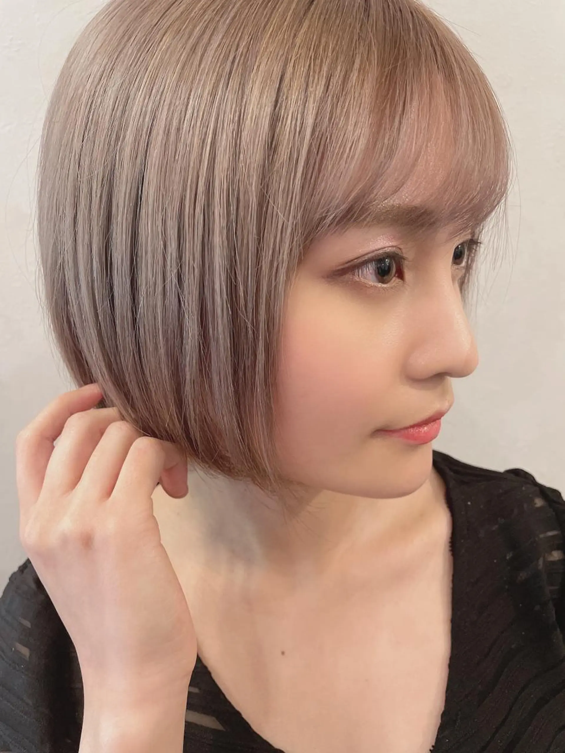 ショート カラー ボブ ヘアカラー トリートメント レイヤー/ウルフ ハイトーンhiroのヘアスタイル
