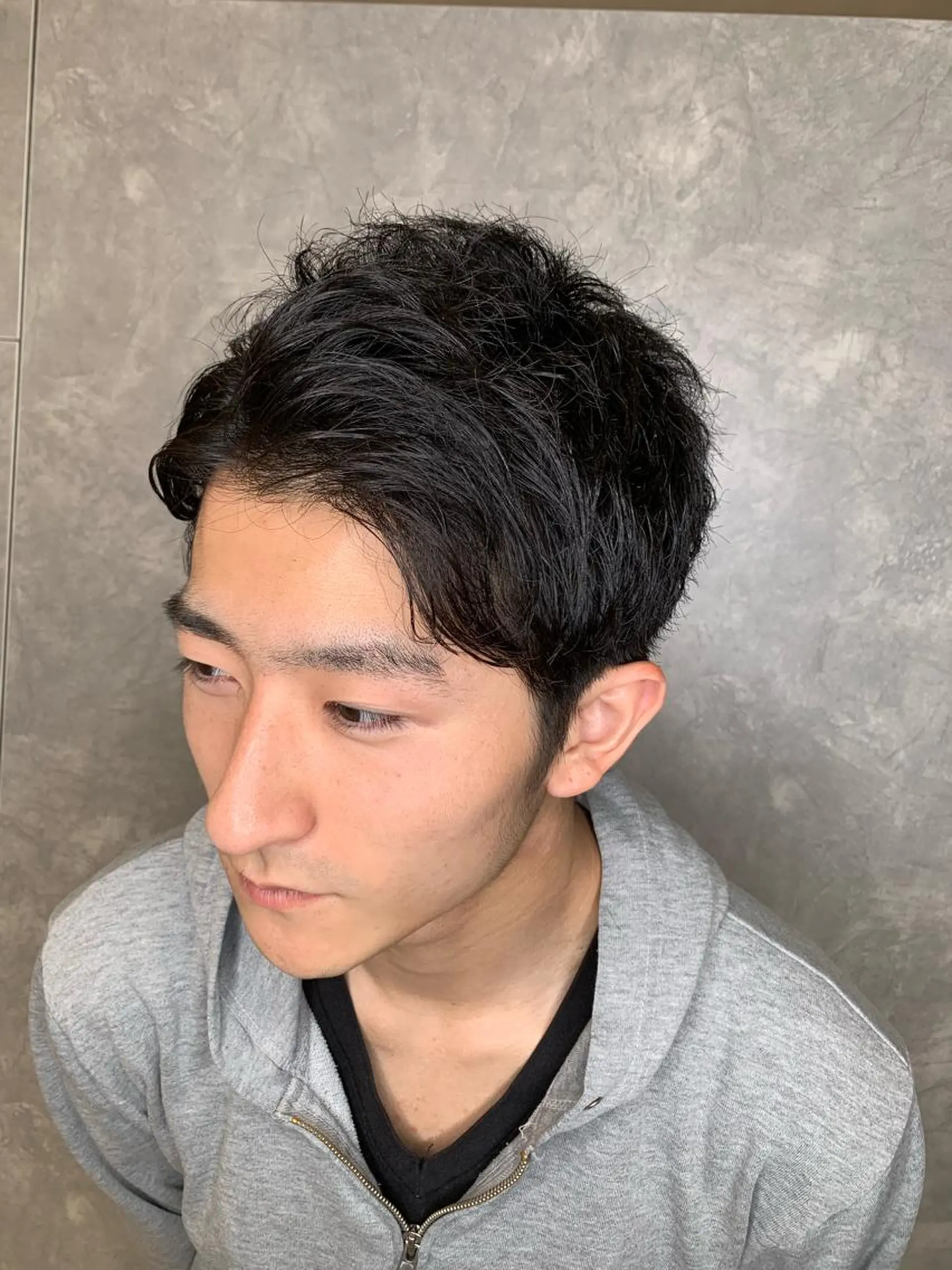 メンズ 吹田 駿 髪質改善縮毛矯正のヘアスタイル
