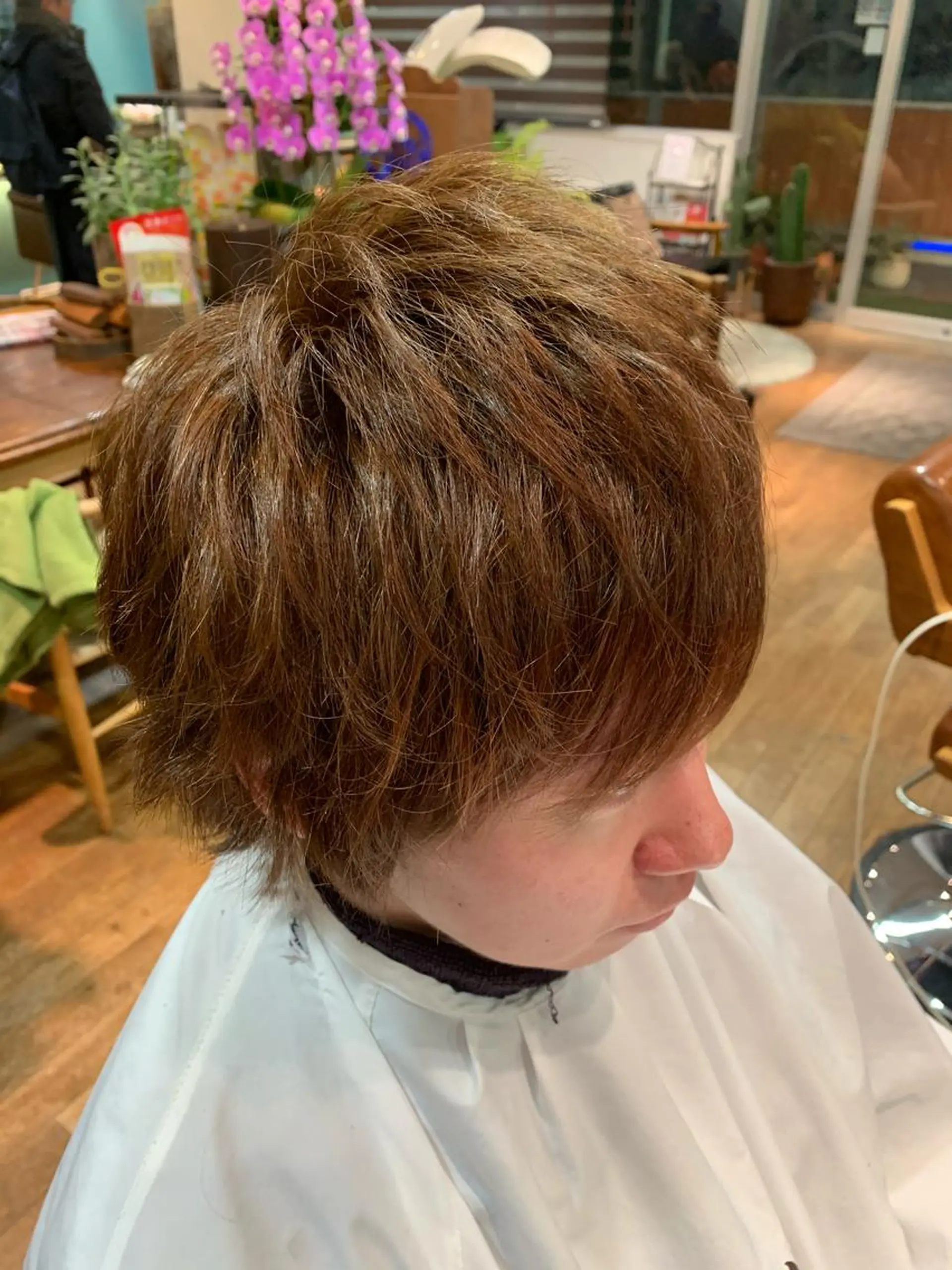 ショート カラー メンズ ブラウンカラー ナチュラルブラウン カット特化美容師 齋藤桐のヘアスタイル