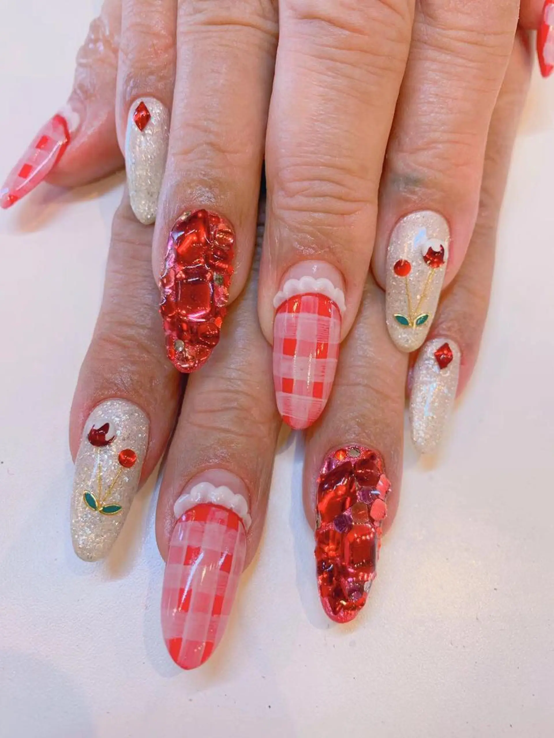 ネイル エムズ エムズのマツエク・マツパデザイン