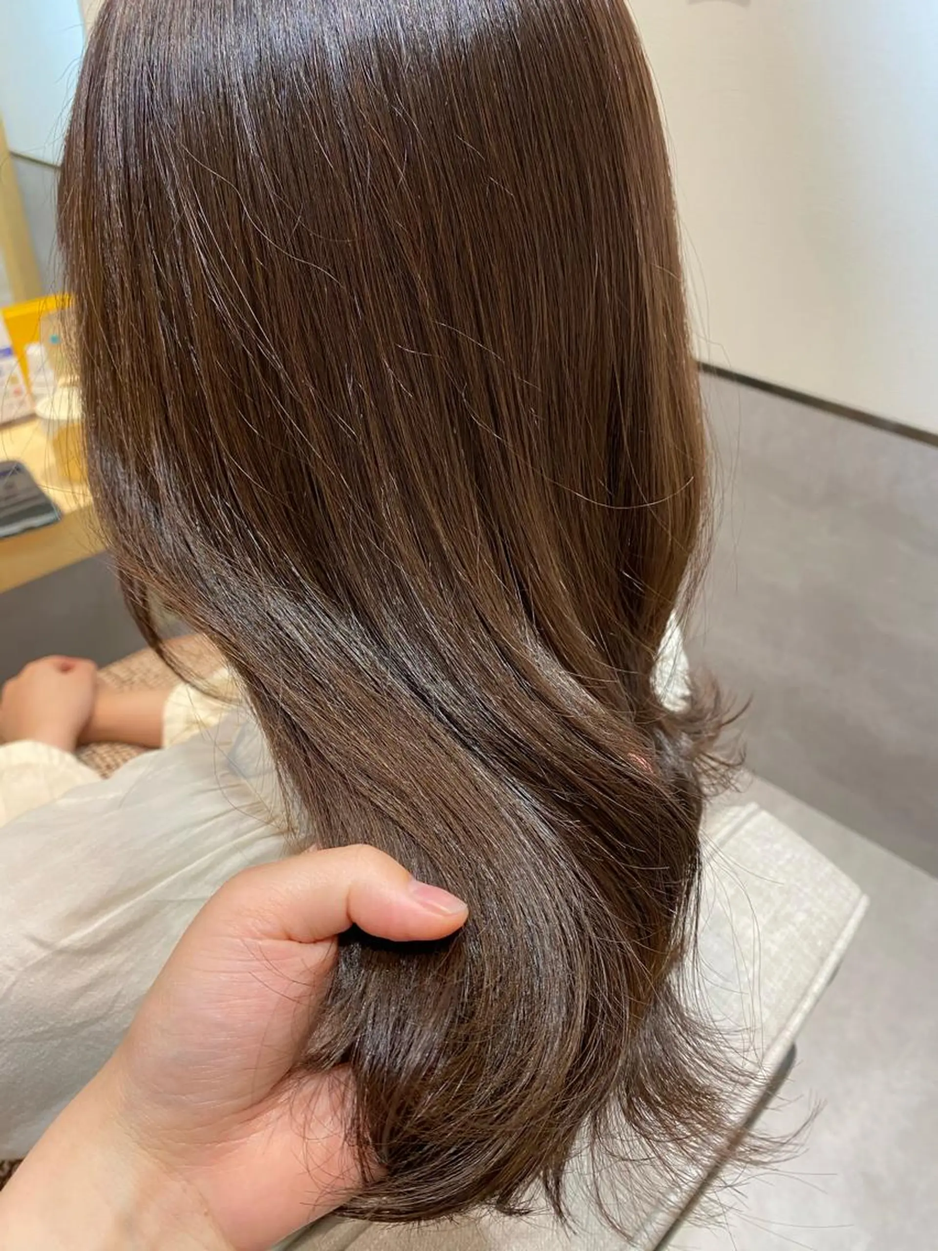 セミロング カラー カット ヘアカラー やまぐち あやみのヘアスタイル