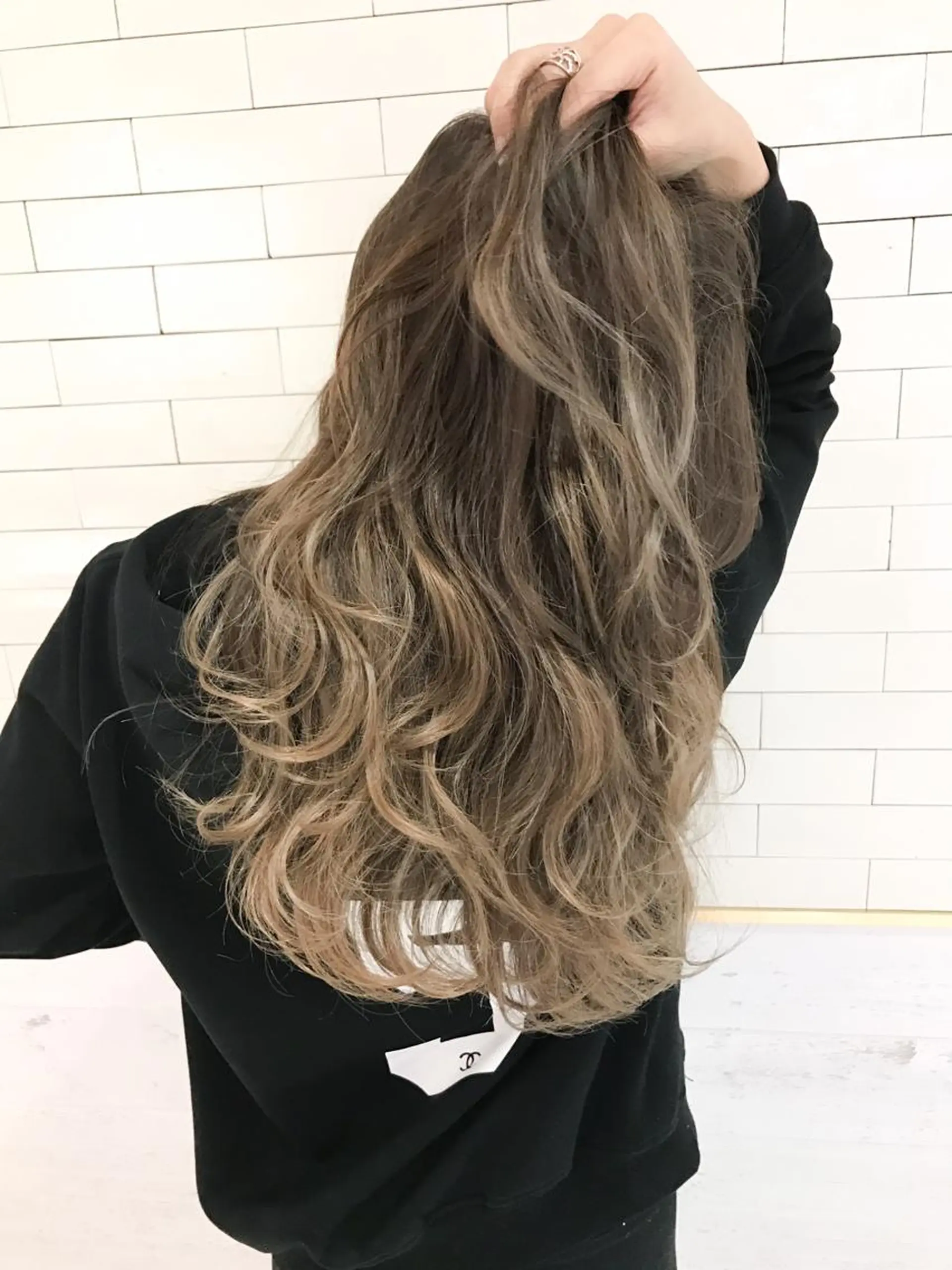 ロング カラー グラデーションカラー ハイライトカラー 外国人風カラー ハイライト ヘアカラー トリートメント 🧡ショートの達人 🧡SHOのヘアスタイル