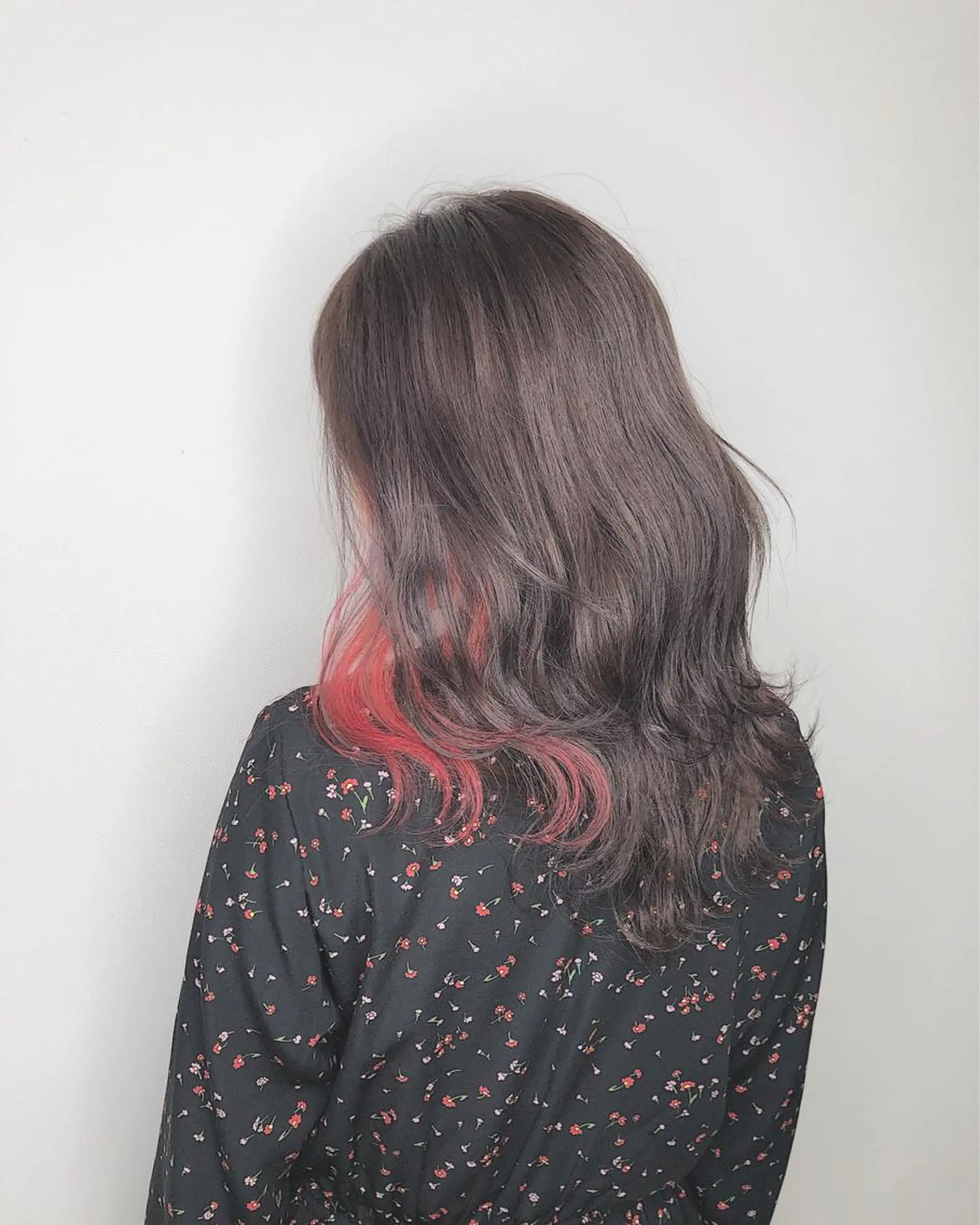 ミディアム レイヤー×縮毛矯正 深見 拓のヘアスタイル