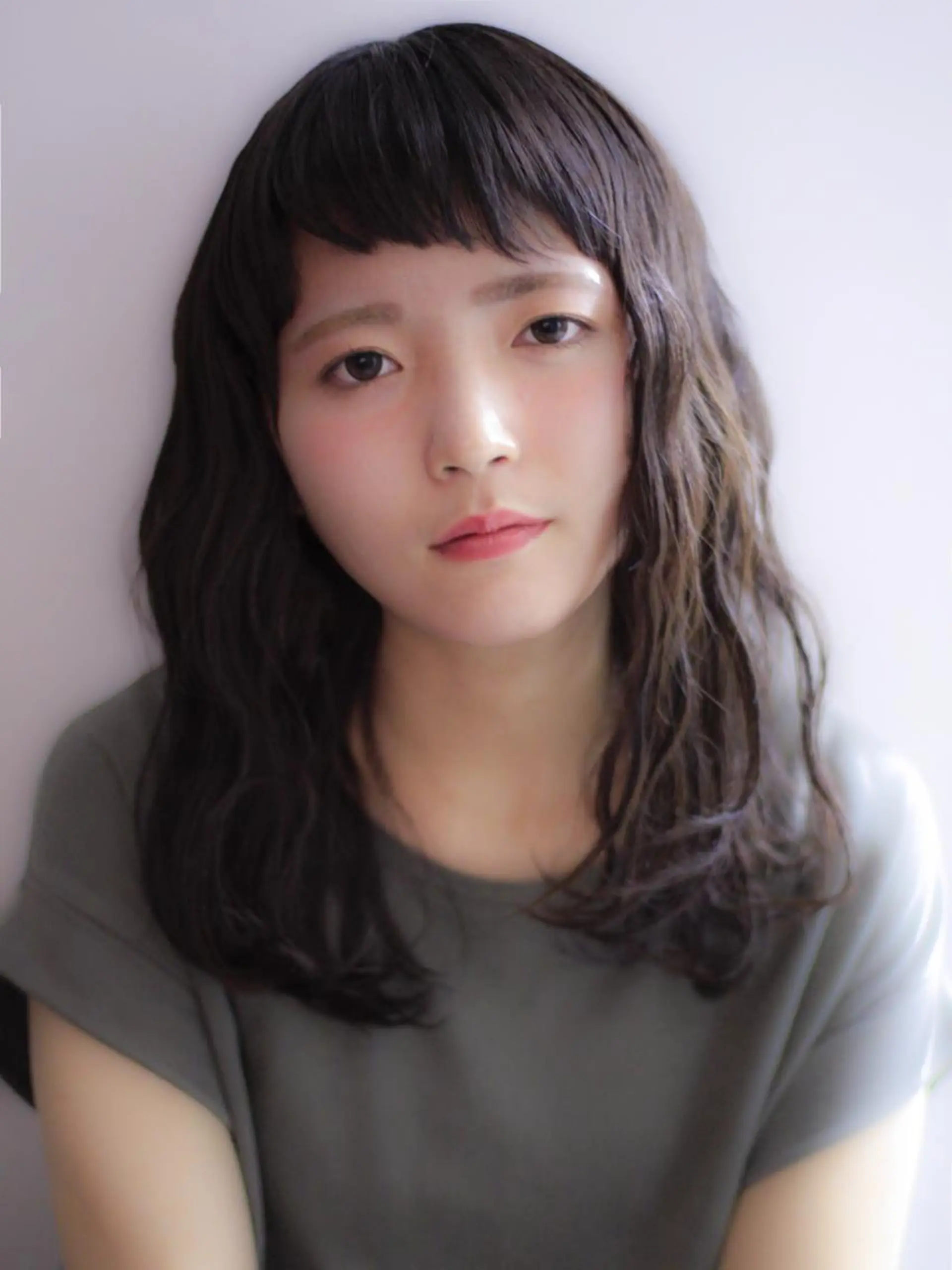 セミロング YOKOI SHINJIのヘアスタイル
