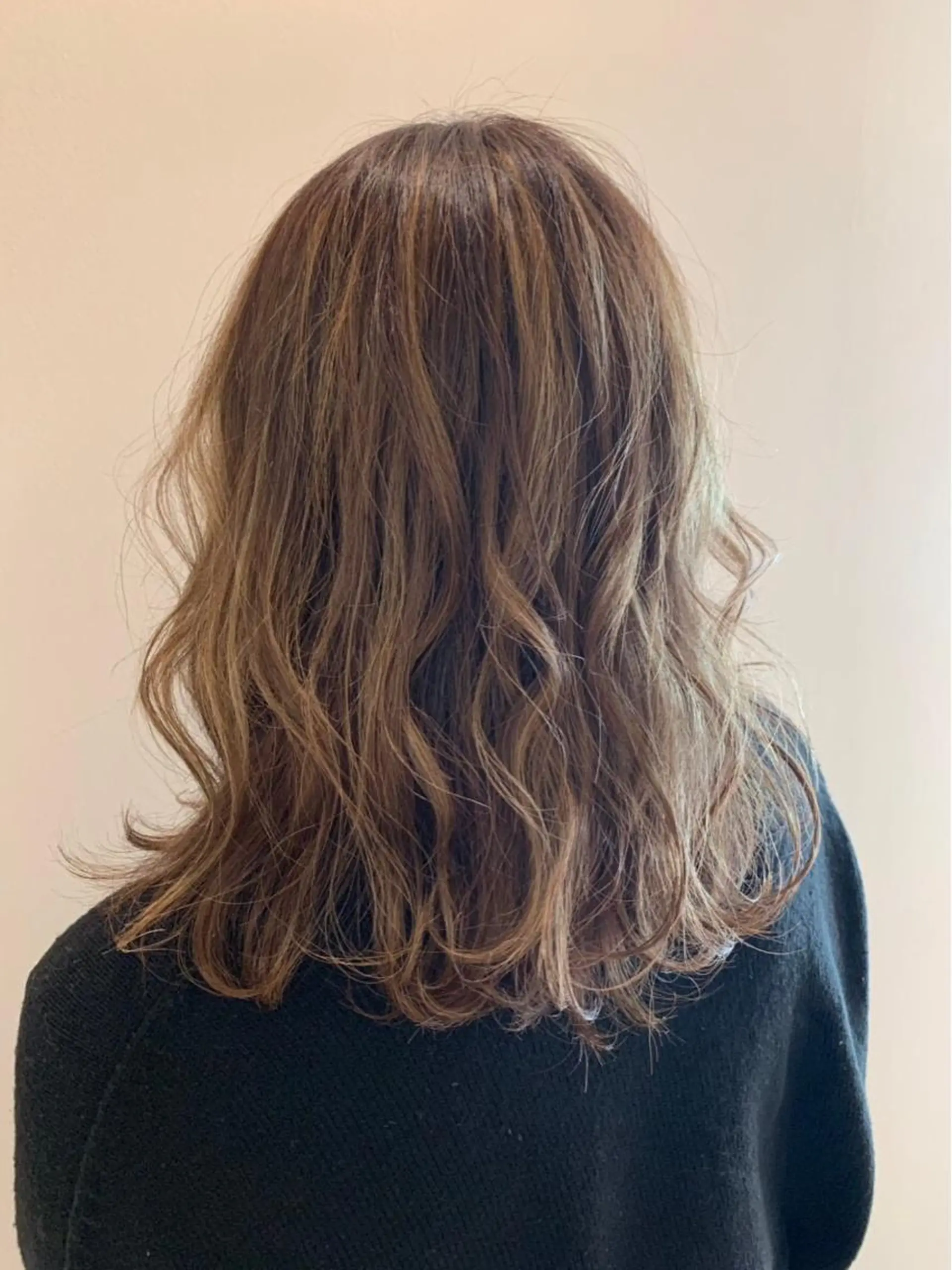 ミディアム カラー ヘアカラー トリートメント 高橋恵🌈生え癖改善 ウルフ/レイヤーのヘアスタイル