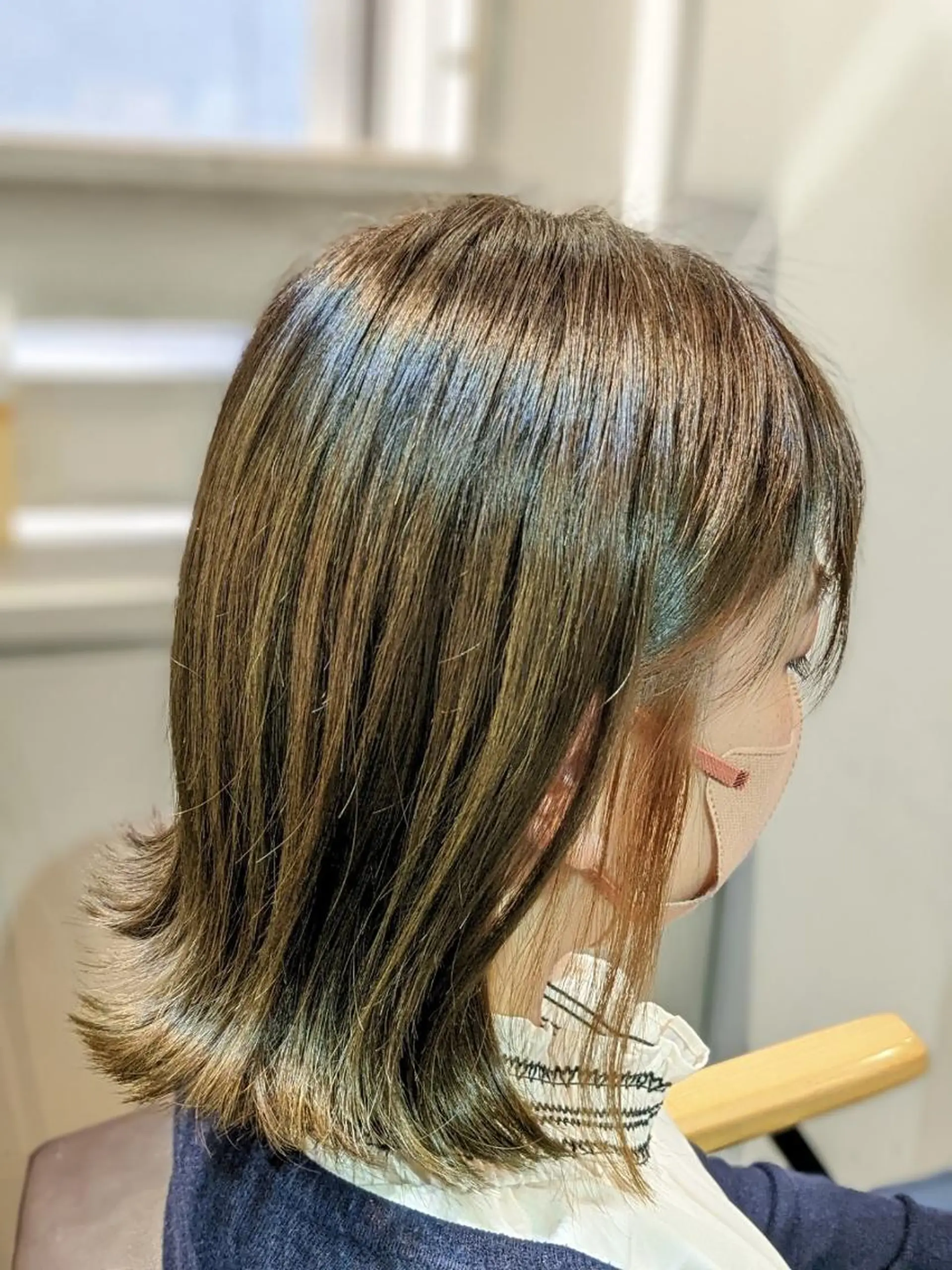 セミロング カラー パーマ セミロングパーマ バレイヤージュ ブリーチ ケアブリーチ デザインカラー カット ヘアカラー トリートメント 初めでも安心🌟 newi町田✂のヘアスタイル