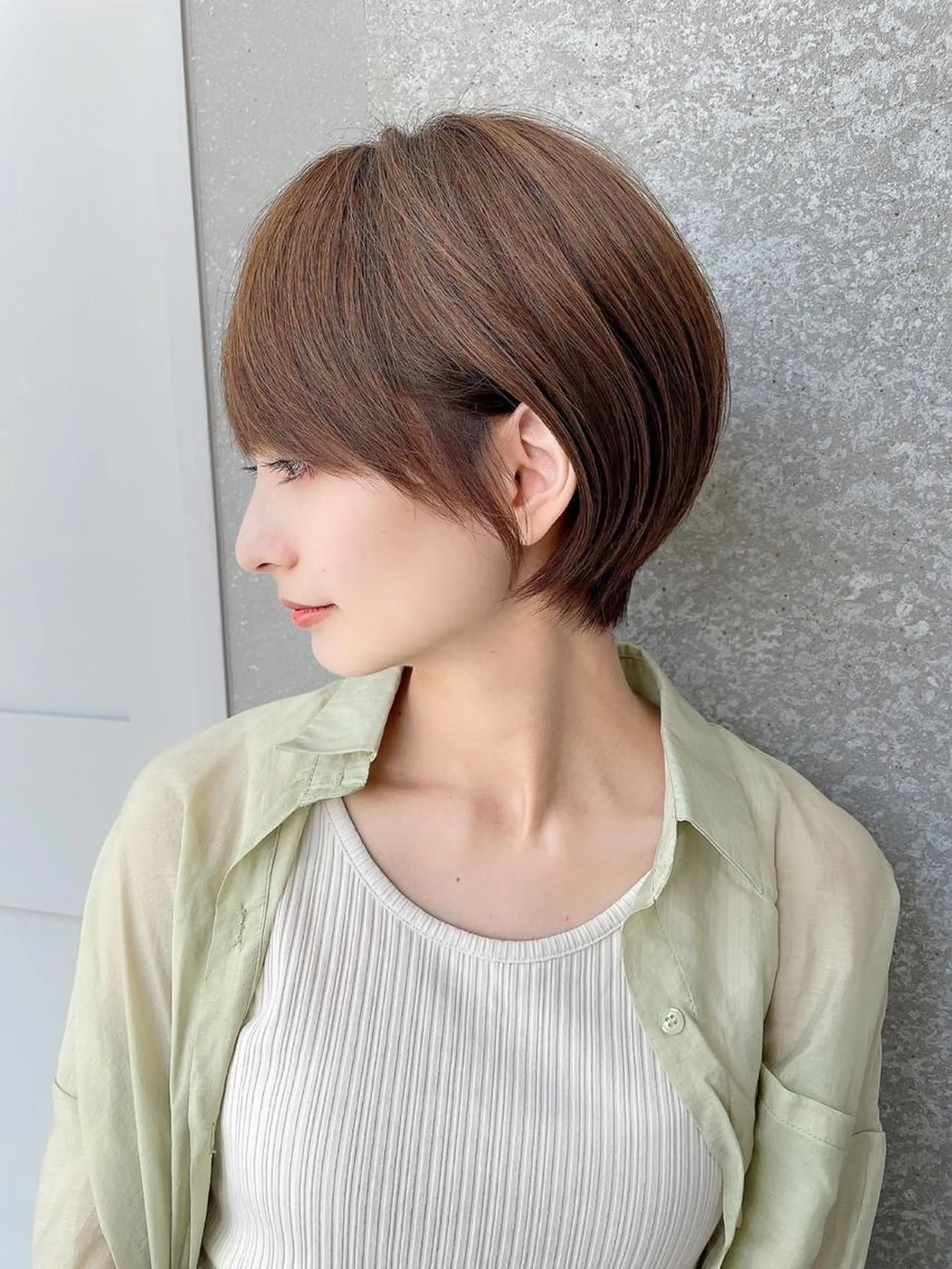 ショート カラー 切りっぱなしボブ ショートボブ ブリーチ ケアブリーチ ダブルカラー ❣️レイヤーカット ❣️渡部晃輝のヘアスタイル