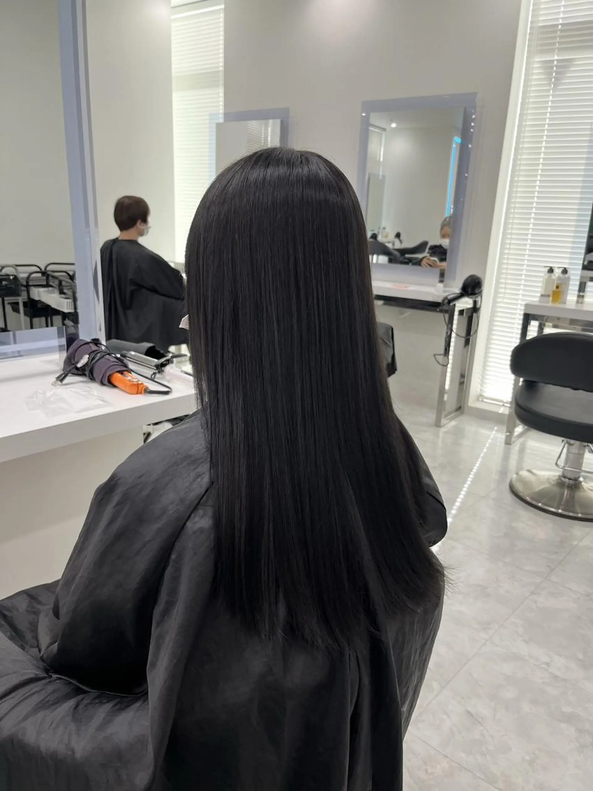 ロング カラー ヘアカラー トリートメント 韓国アイドル🤍ブリ ーチカラー🤍わかなのヘアスタイル