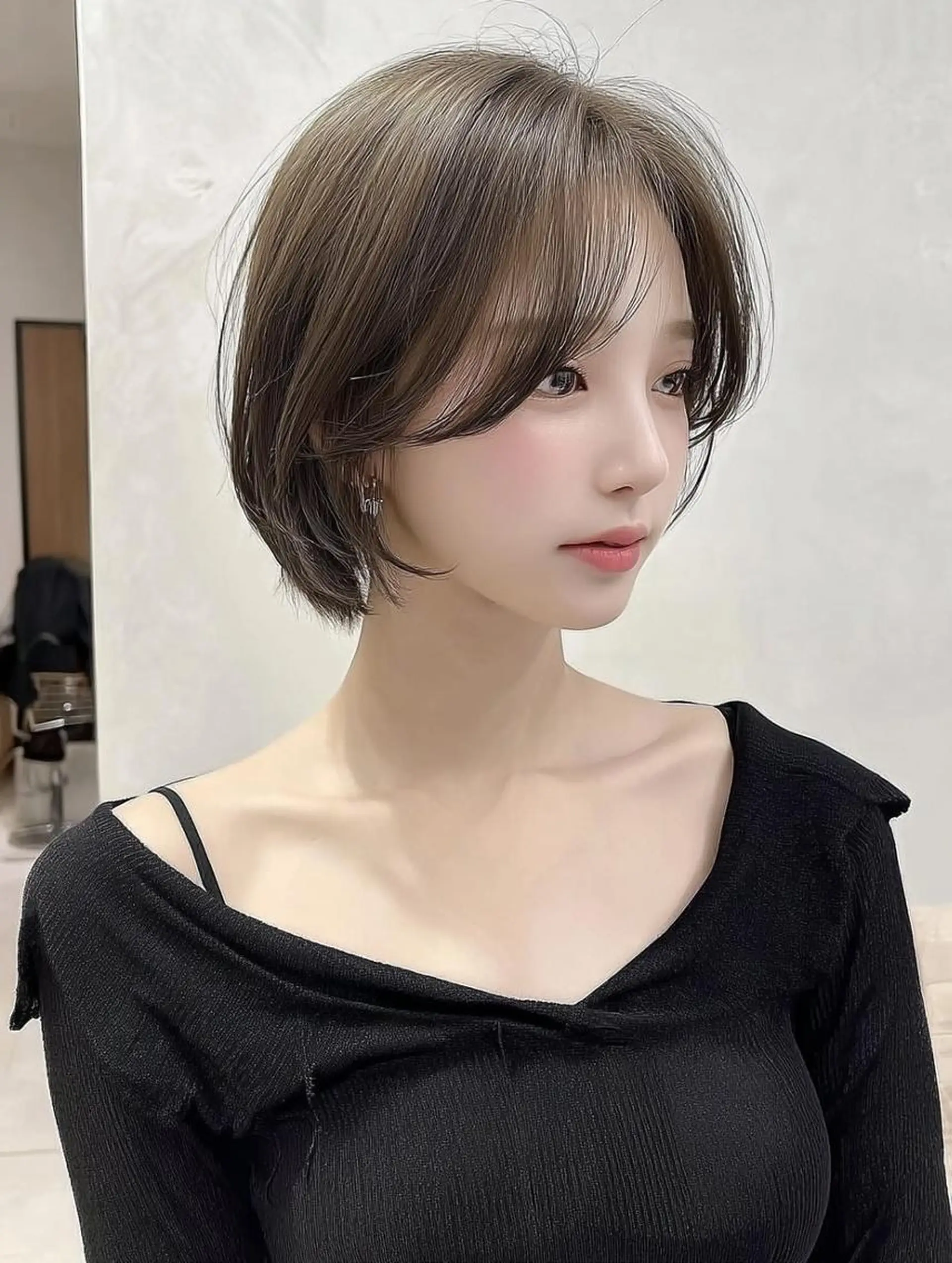ショート ヘアアレンジ 髪質改善 韓国風ヘア レイヤーカット 似合わせカット シースルーバング カット ヘアカラー Ayumu /京都／西院のヘアスタイル
