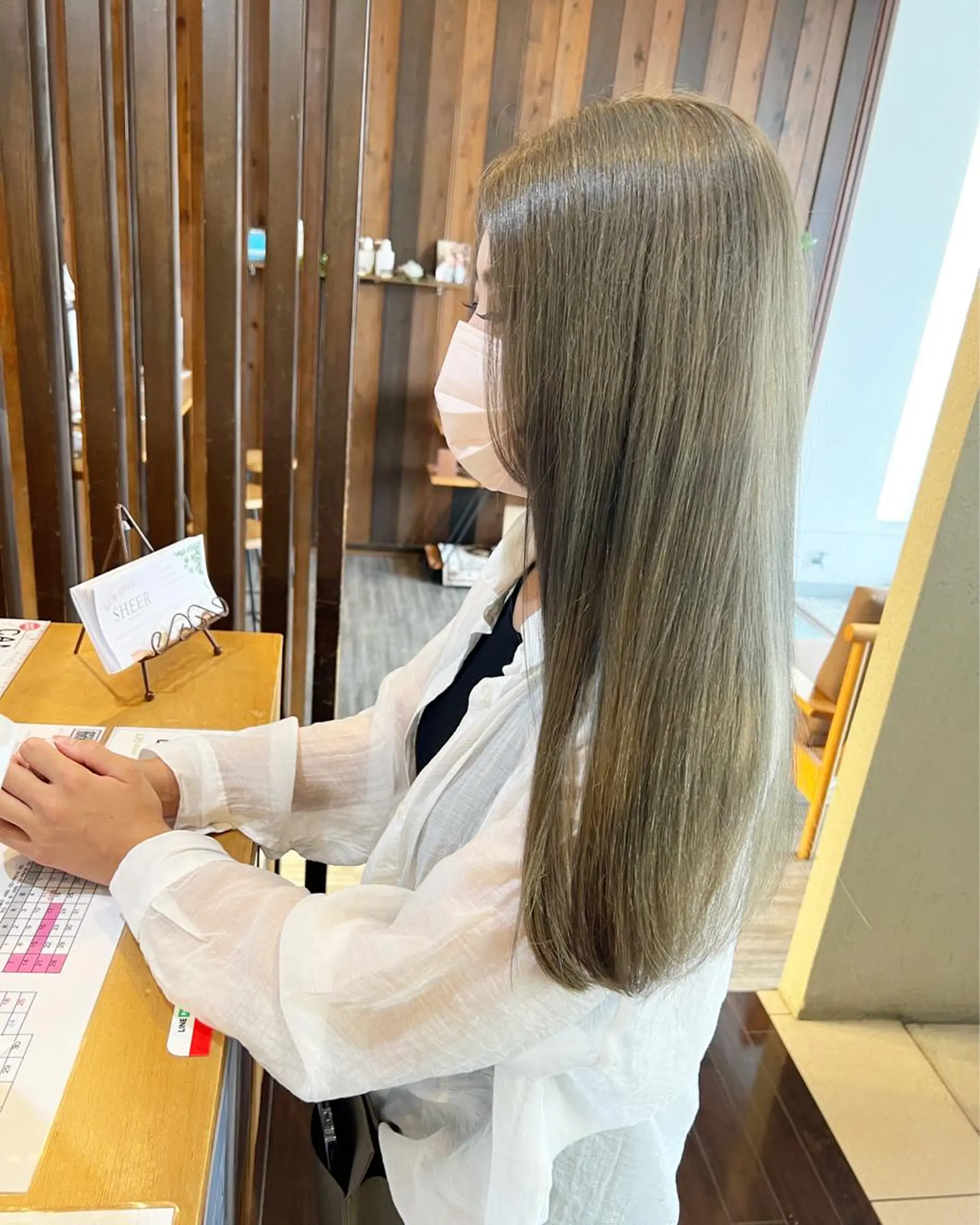 ロング ヘアカラー 具志 正太のヘアスタイル