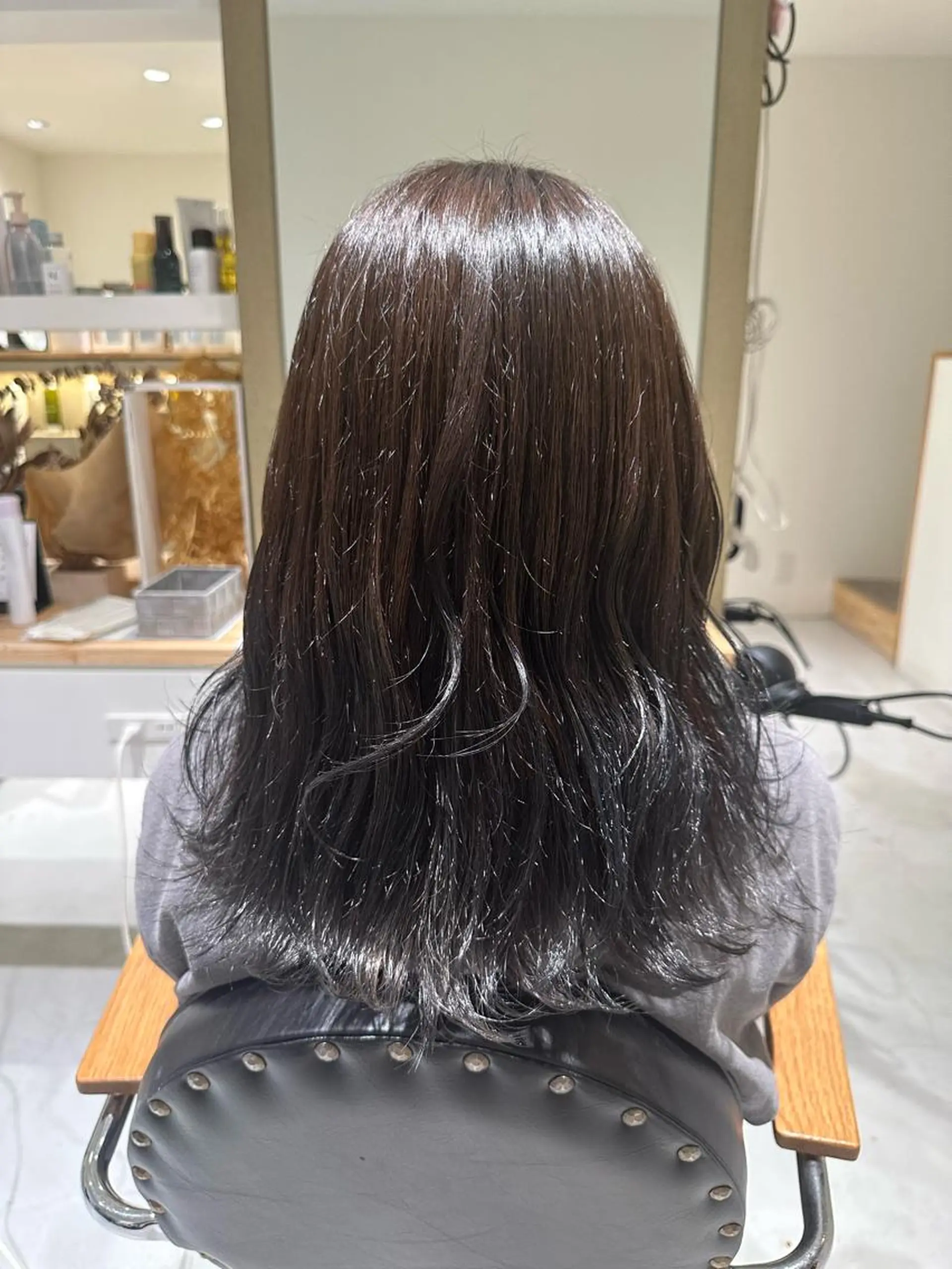 セミロング カラー レイヤー/蟹江/ くすみカラー/川口のヘアスタイル