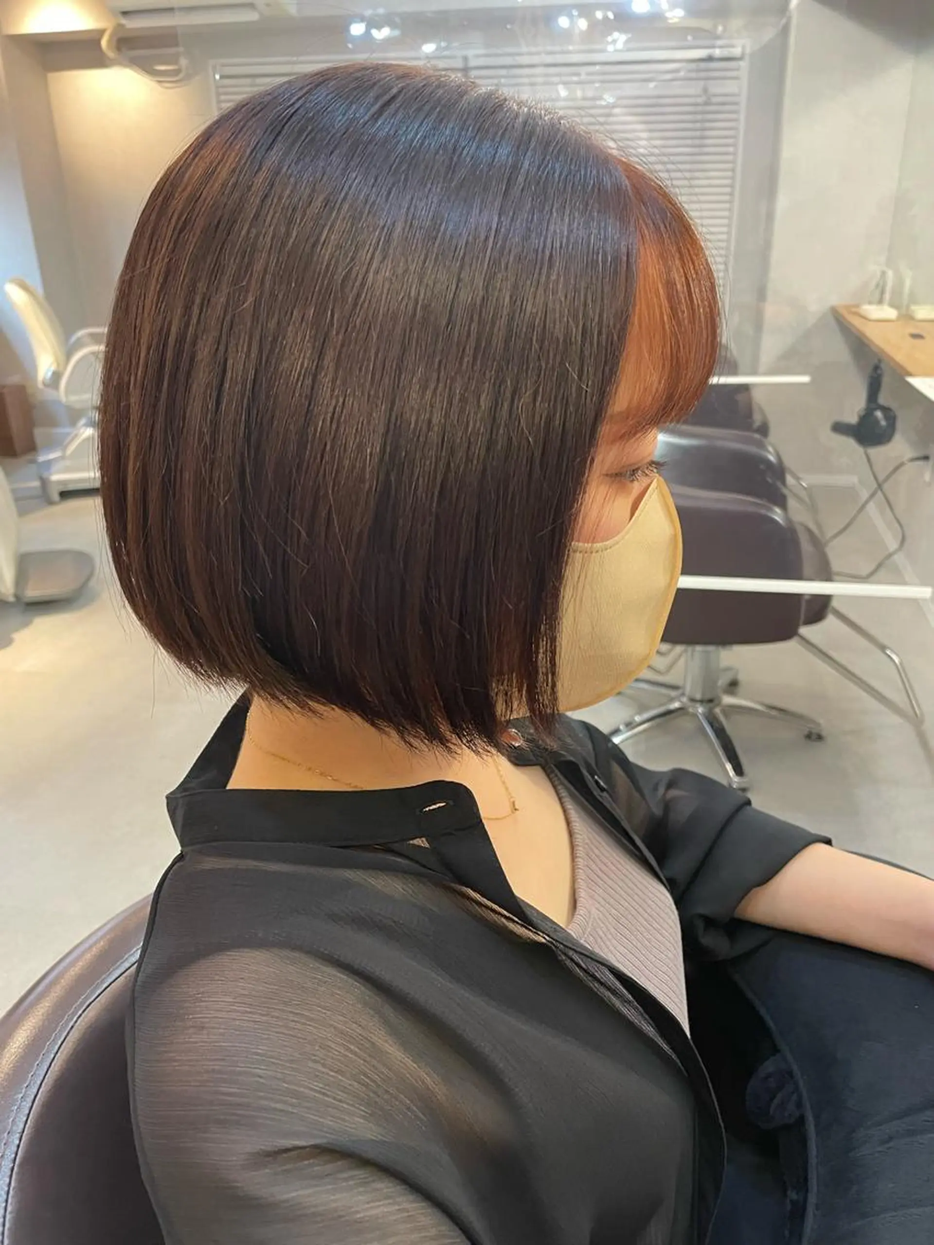 ショート カラー 前下がりボブ ボブ 🍮中山詩乃🍮顔 まわりデザイン◎のヘアスタイル