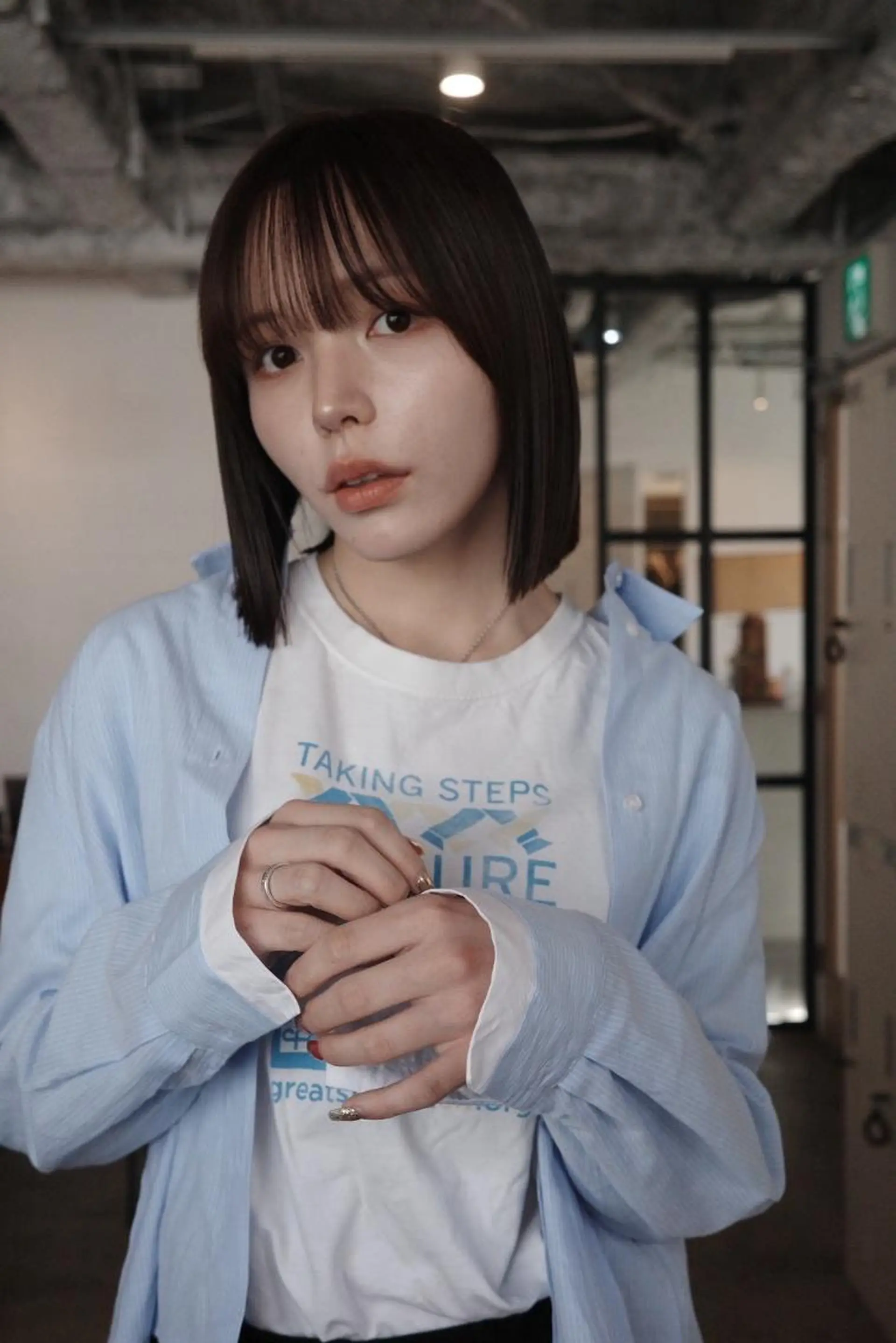 ミディアム カラー パーマ ミディアムパーマ アッシュ バレイヤージュ ベージュカラー ブリーチ カット トリートメント CEINE loqのヘアスタイル