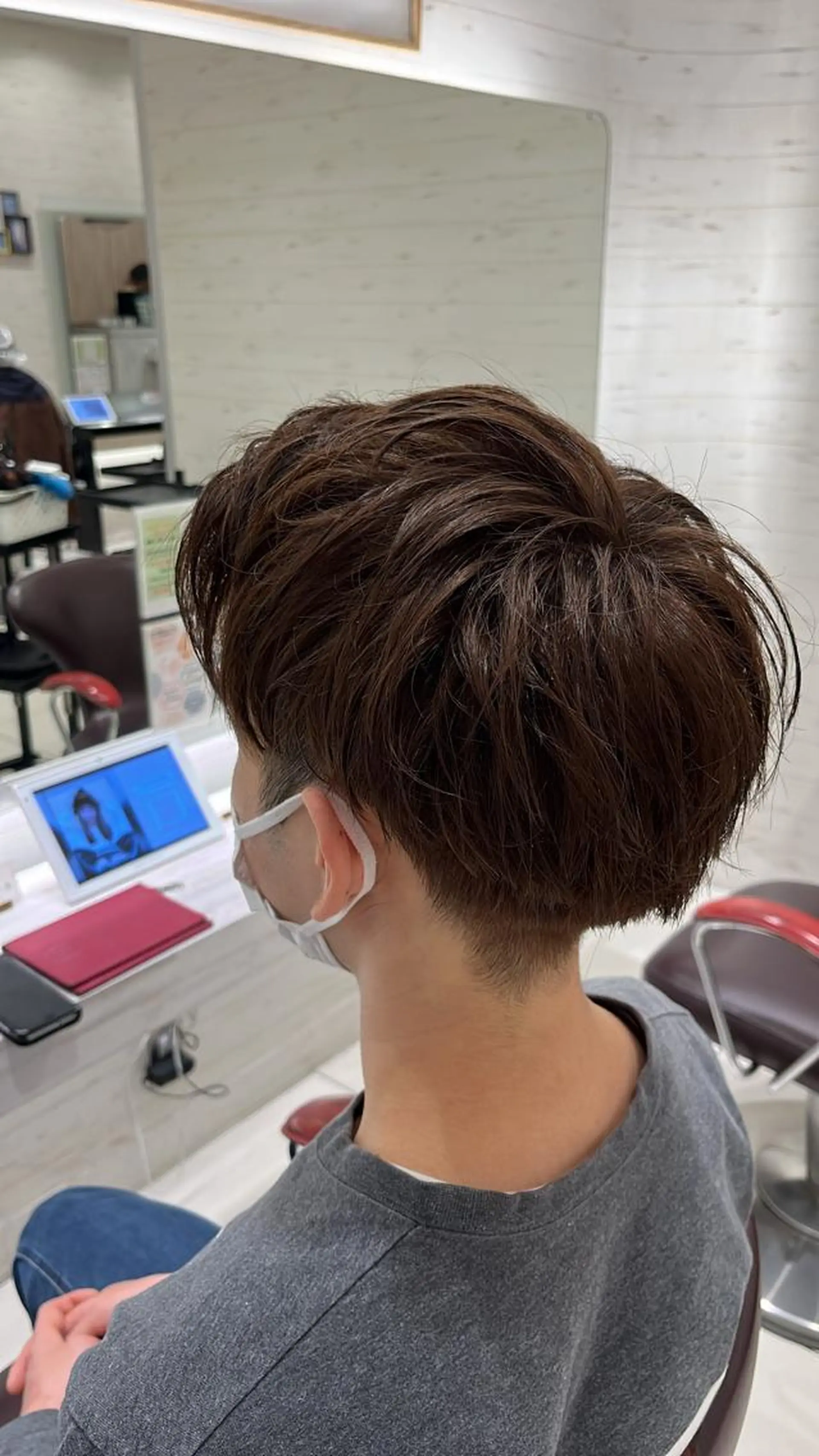 カラー メンズ マッシュ ツーブロック 刈り上げ カット 廣田 大幹のヘアスタイル