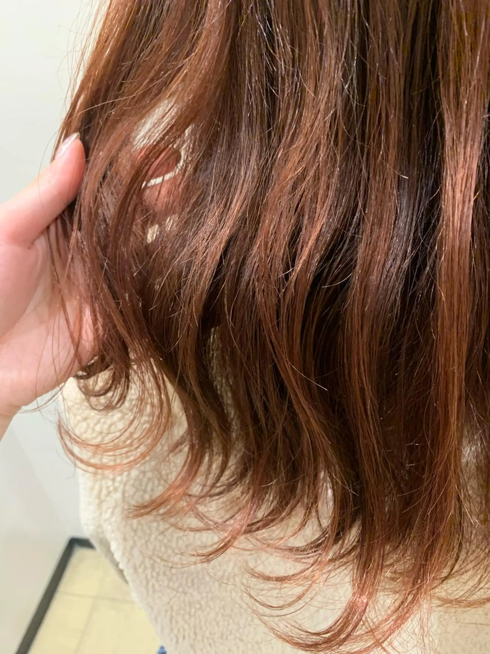 ミディアム カラー ハイトーン/レイヤー 💜Akaneのヘアスタイル