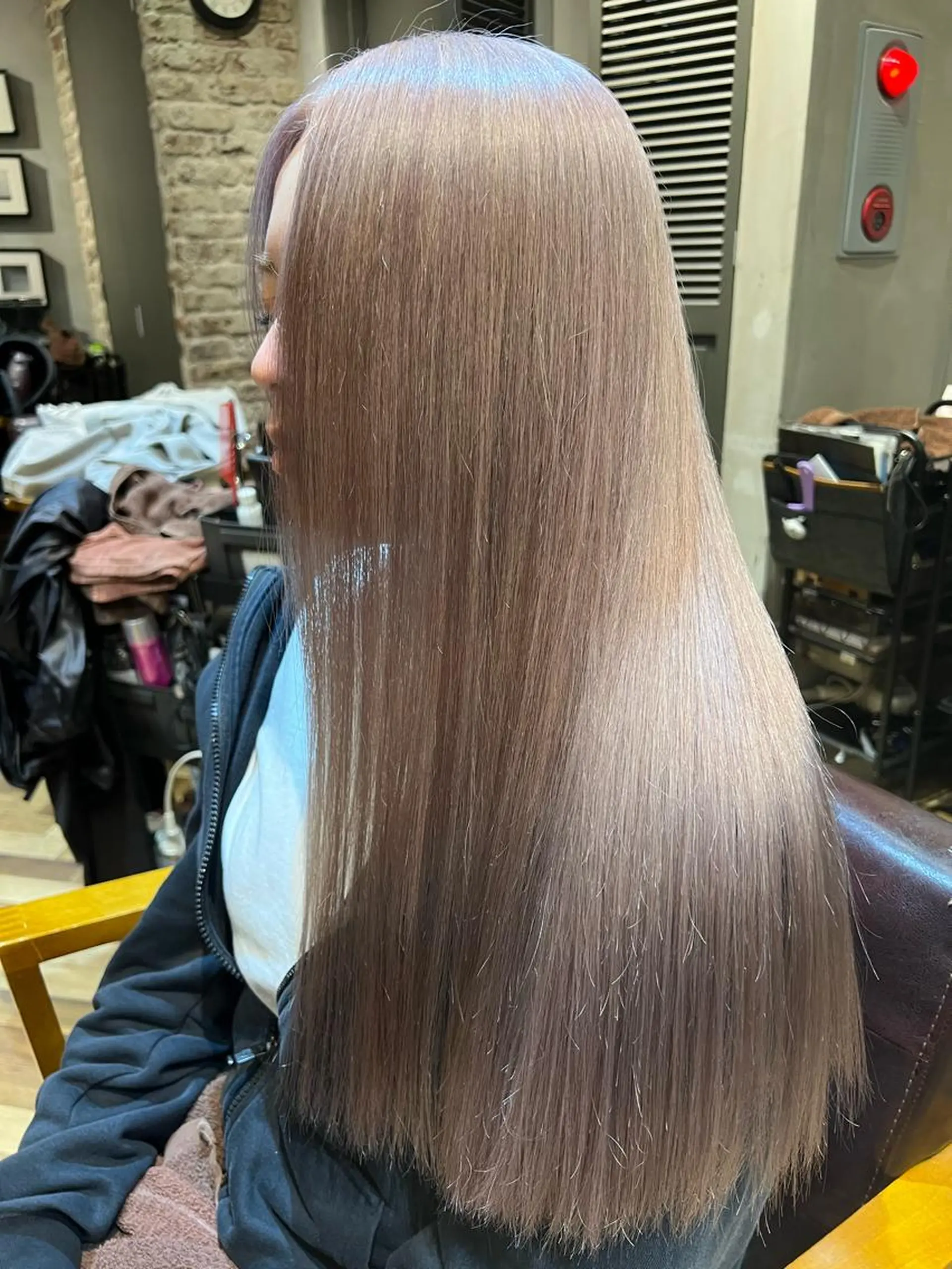 ロング カラー amie三宮 NAKANOのヘアスタイル